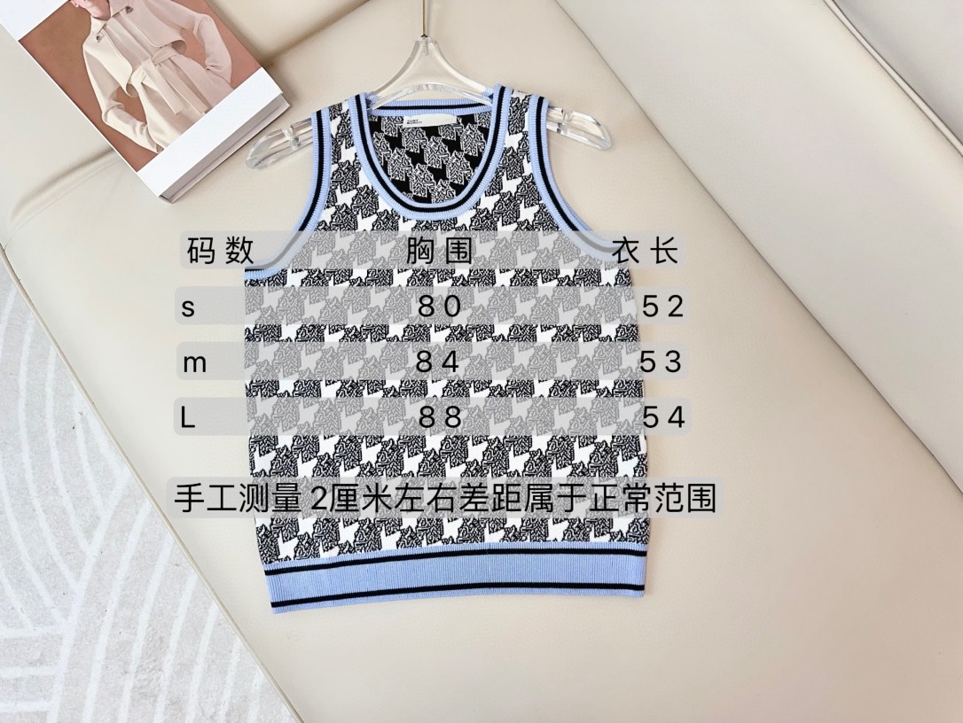 High-Quality Female Clothes: Zebra Wool Vest with Dye Wool for Comfort and Style - 图片 9