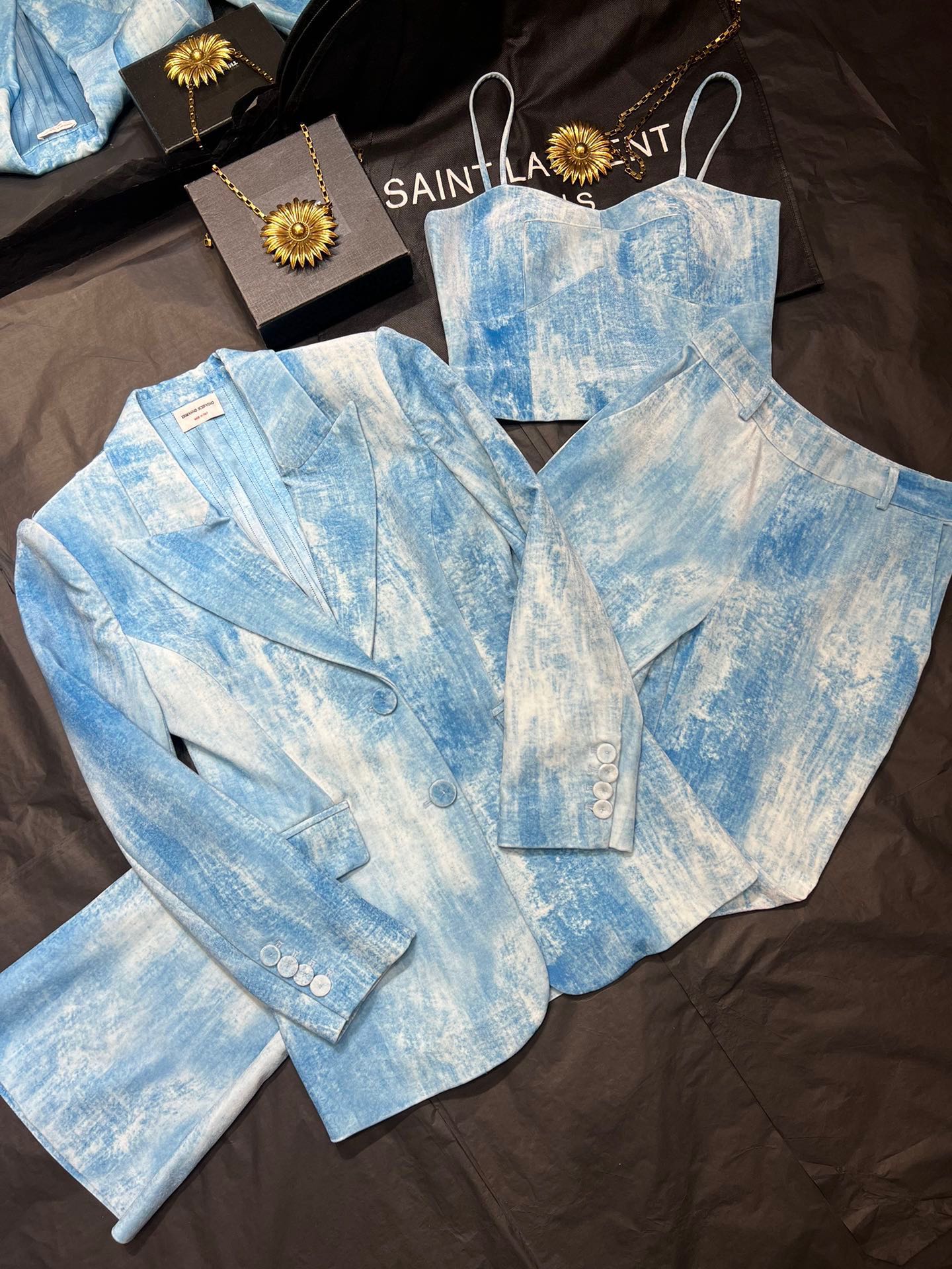 Luxurious Customized Velvet Suit by Ermanno Scervino: Elegant and Powerful Female Style