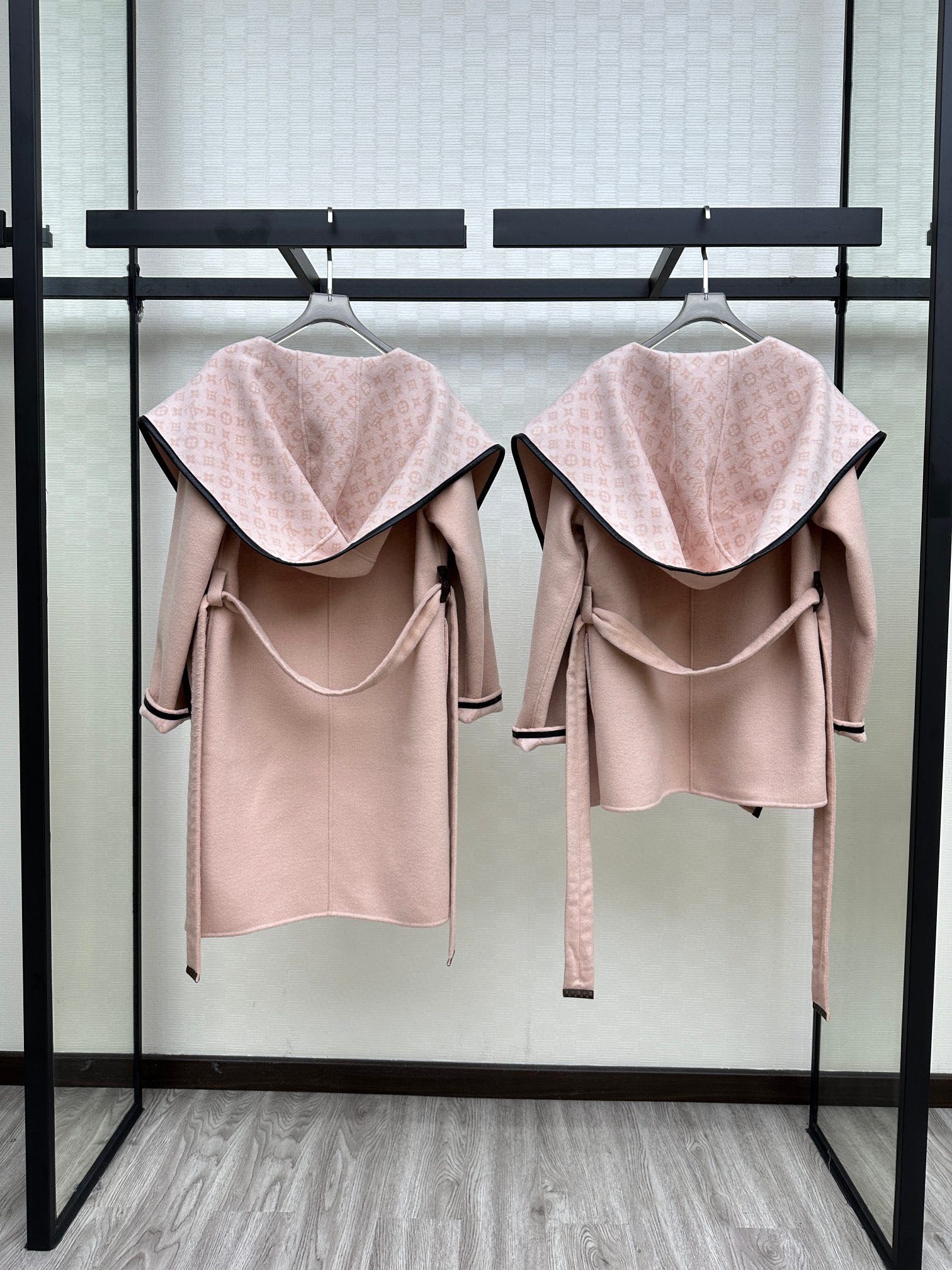 [Cashmere Coats, Furs]Original single ruthless goods women