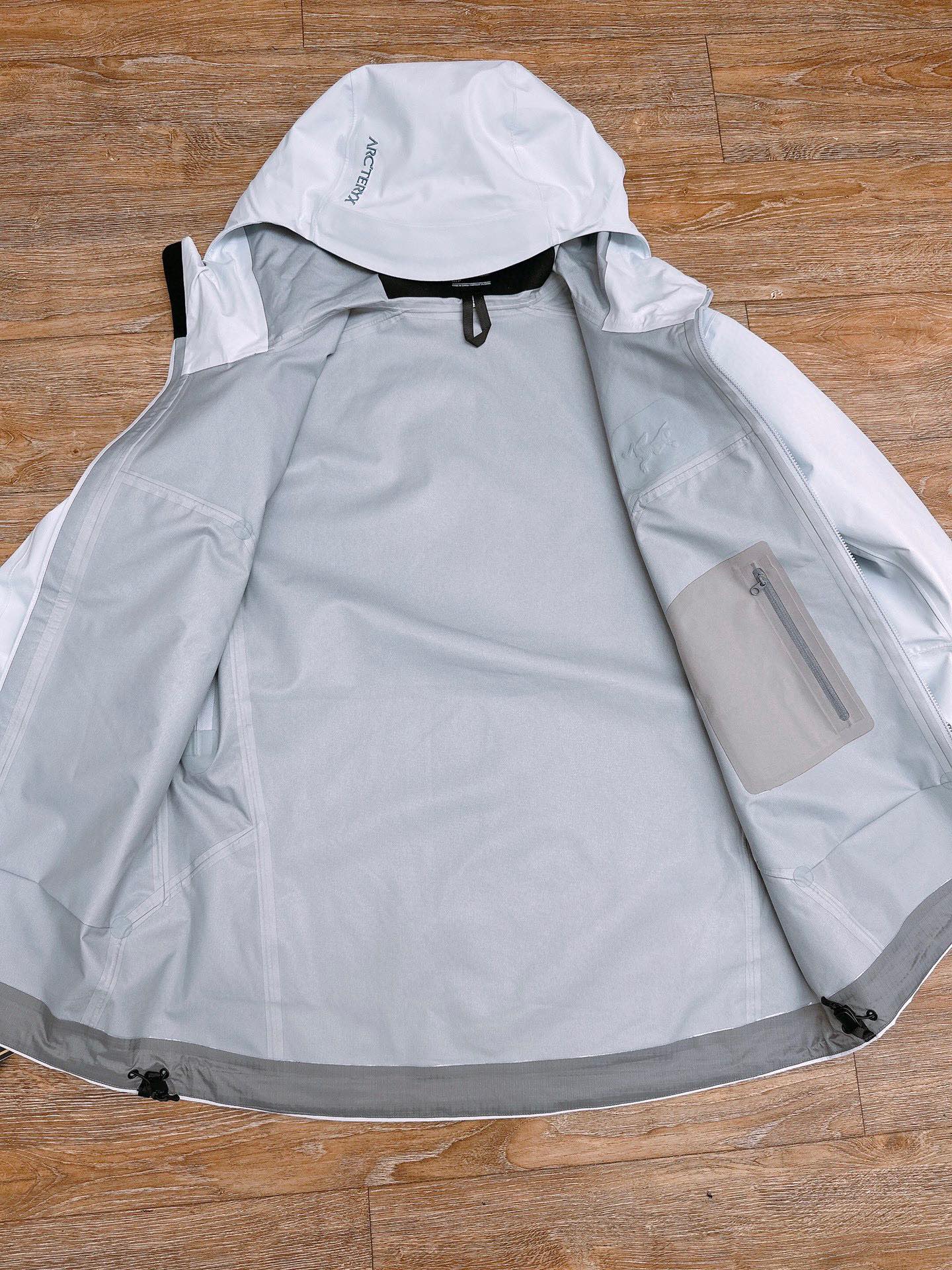 New 2024 ARC’TERYX Women’s Uniform Beta: Blue Break, Unisex S-XXL Sizes - 图片 9