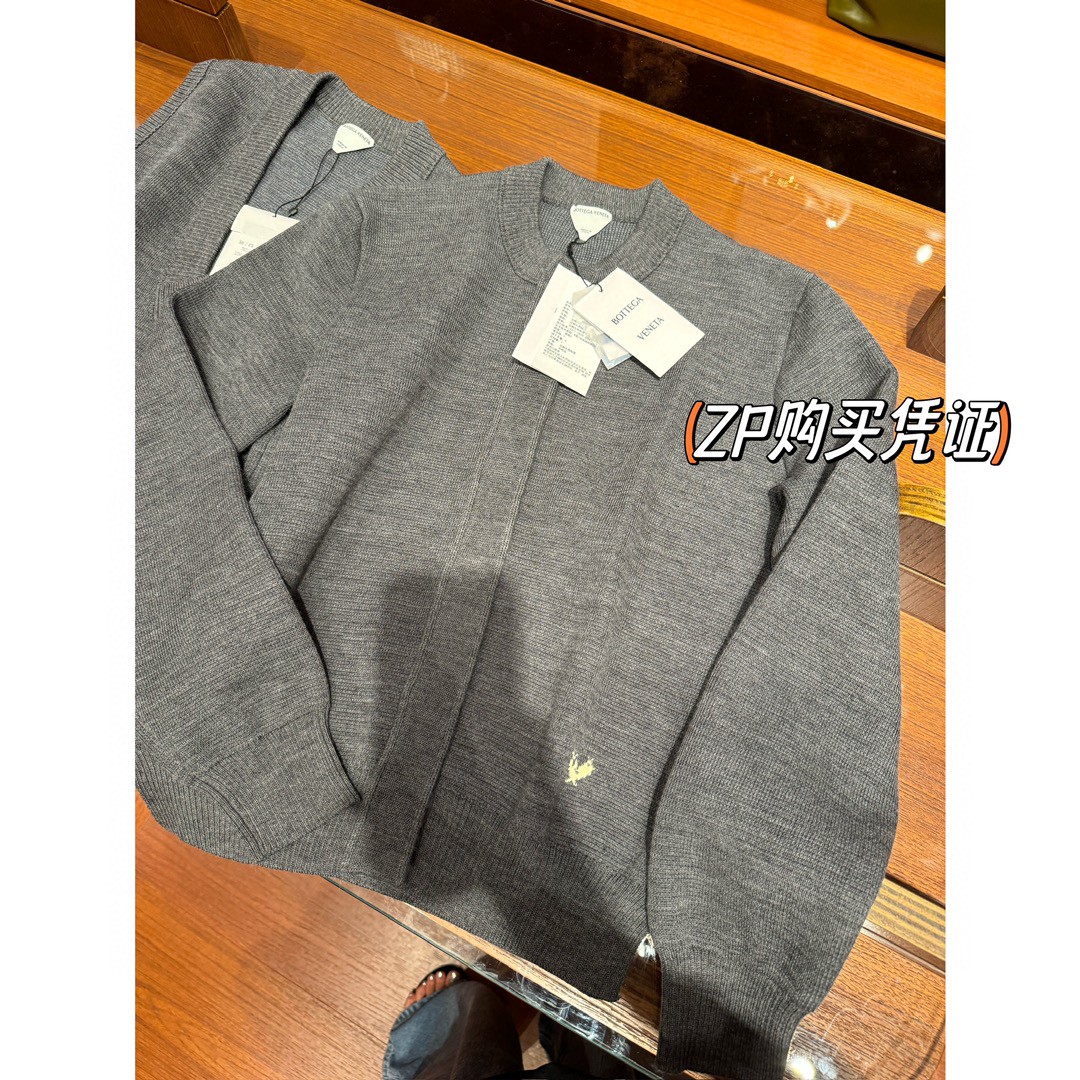 2024 Autumn Knitted Shirts: One-Size-Fits-All Female Dress Packing with German Machine Quality - 图片 1