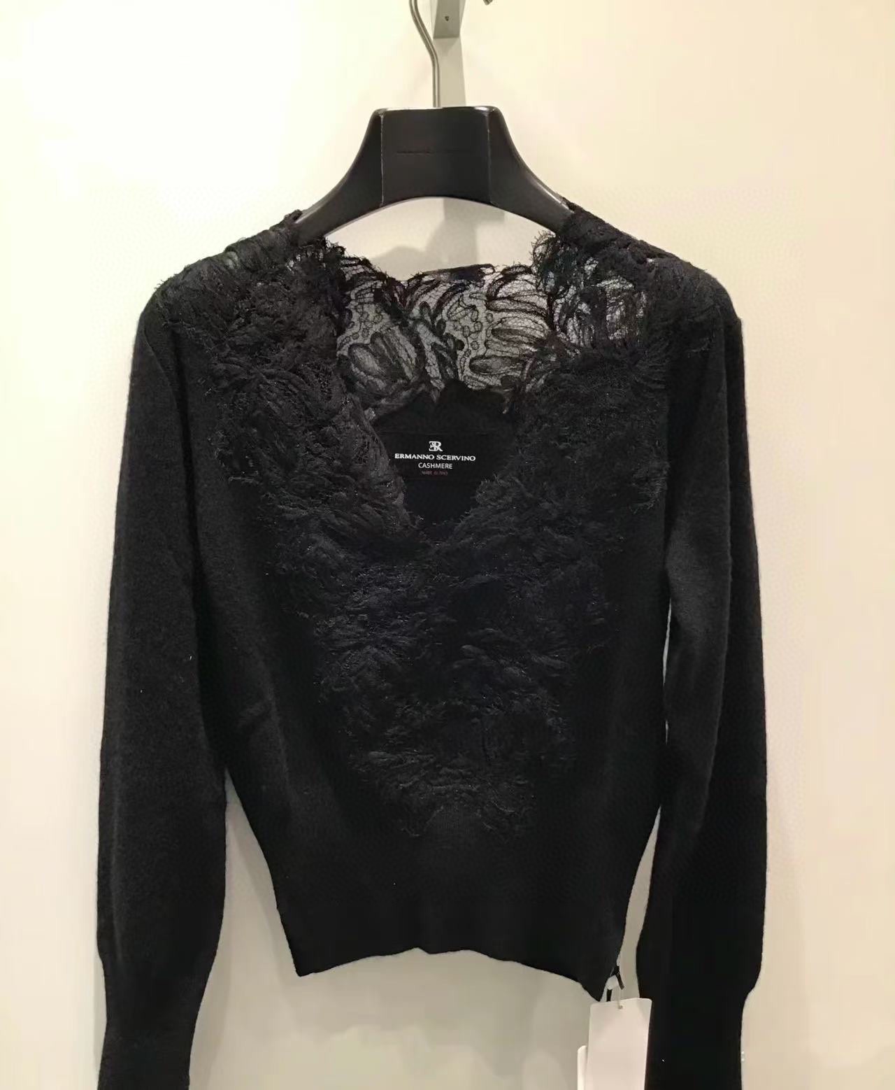 Luxurious Winter Lace Shirt: Ermanno*S 2024 Wool Line, Cozy and Romantic. - 图片 4