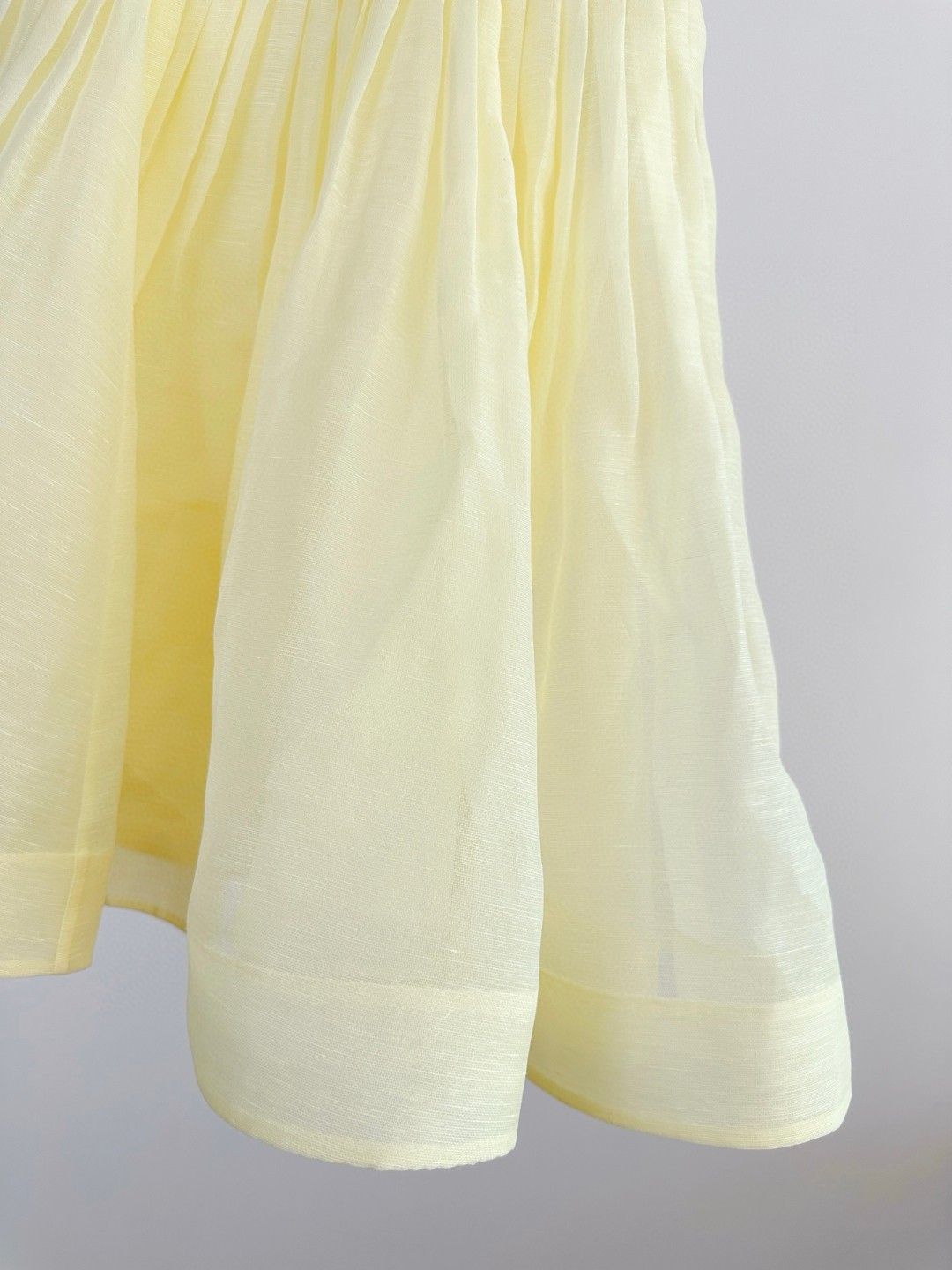 Hard-Core Female P1035 in Zimmermann’s Illuminate Series with Silkogan Fabric and V-Shaped Steel Rings. - 图片 8