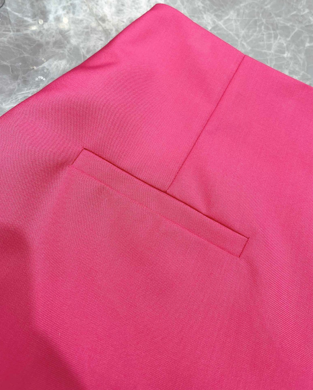 New Exclusive Package: P759 Women’s Suit with Flying-Sleeve Design and Increased Waistline - 图片 9