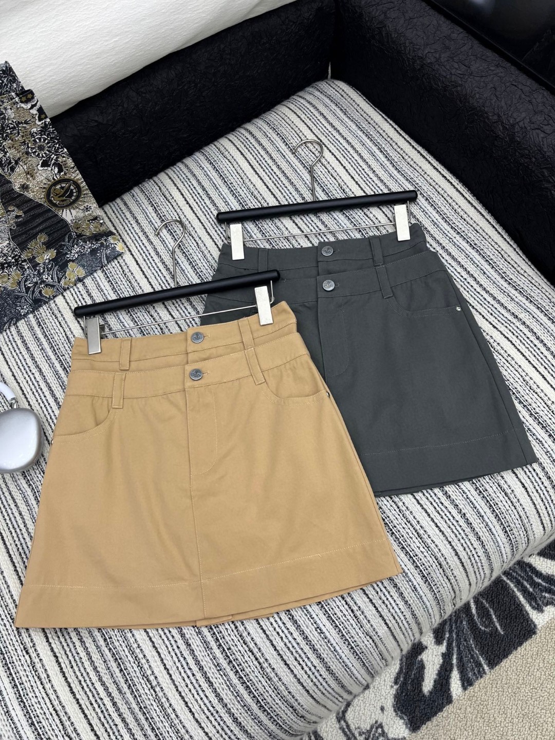 High-Quality Women’s Clothes: Customized Fabric, Comfortable, Stylish, Curry Green, Sizes S-M-L