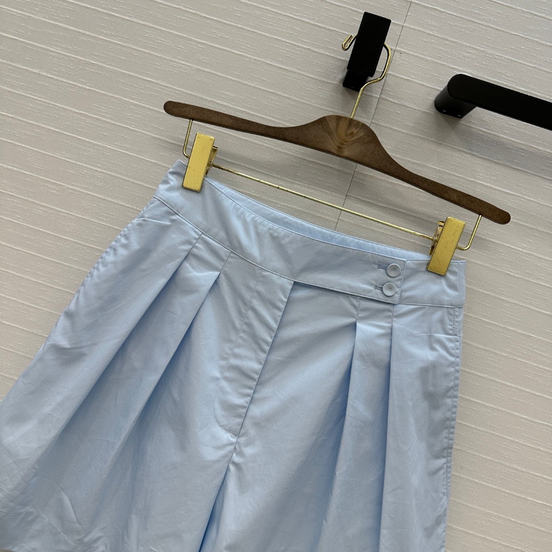Elegant Women's Cotton Blend Lantern Sleeve Shirt & Bermuda Shorts Set 12 a1747801988481 5758