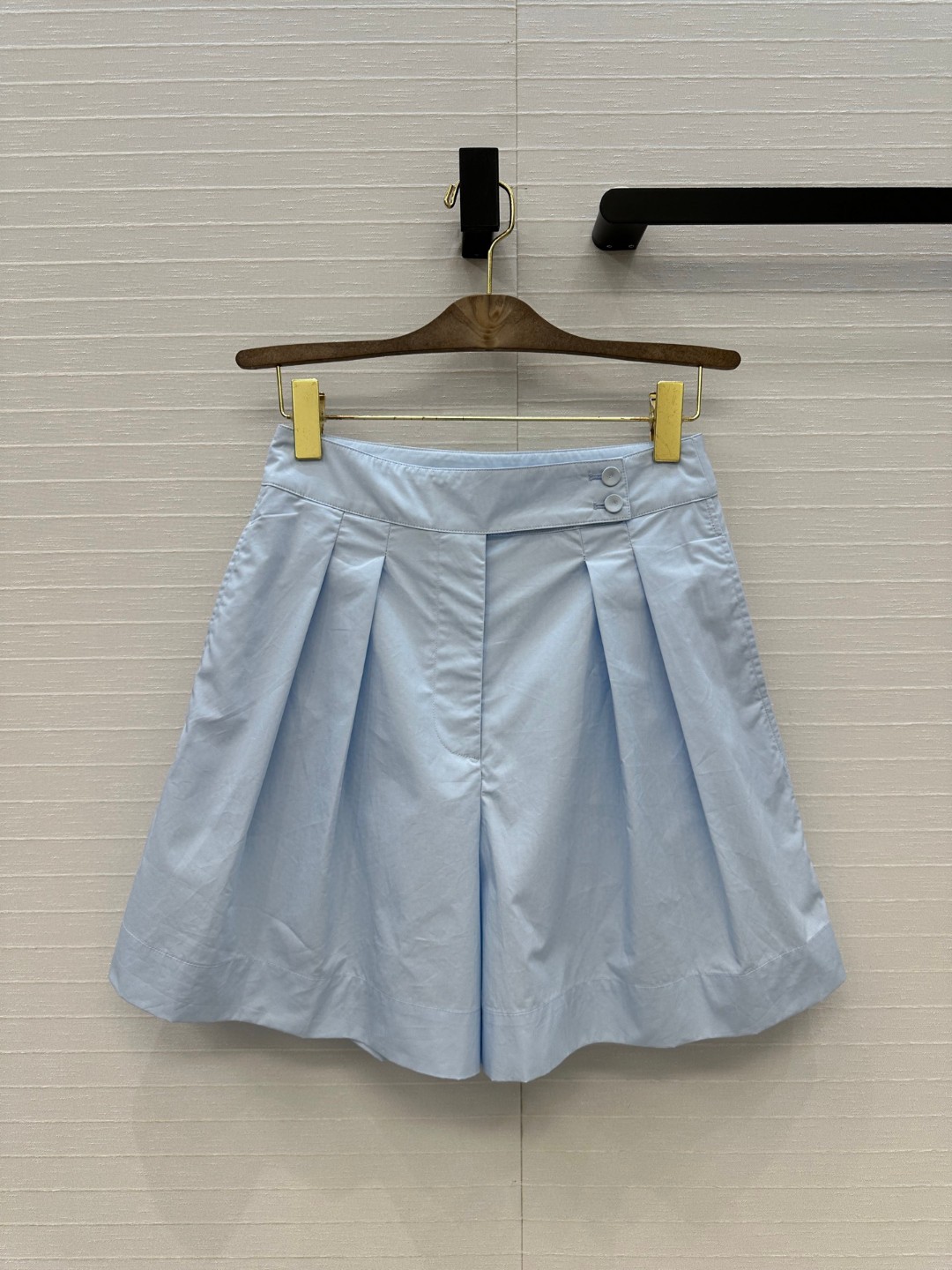Elegant Women's Cotton Blend Lantern Sleeve Shirt & Bermuda Shorts Set 11 a1747801988483 0783