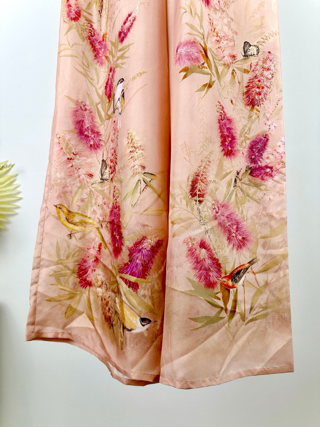 “ZIMMERMANN Cascadian Summer Bathing Suit Series: Cotton, Mid-Crop Design, Pants Folding” - 图片 9
