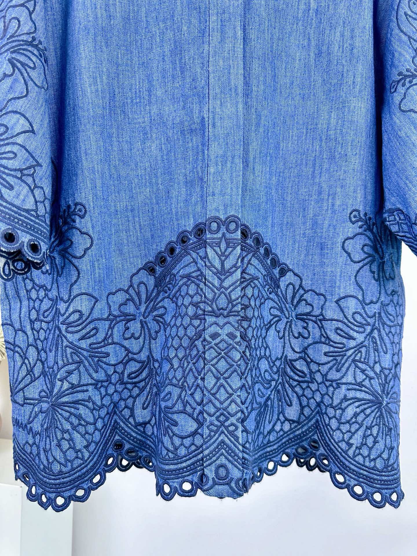 “Hard-Core Woman: New Zimmermann Cowboy Shirt with Coco Embroidery Details” - 图片 7