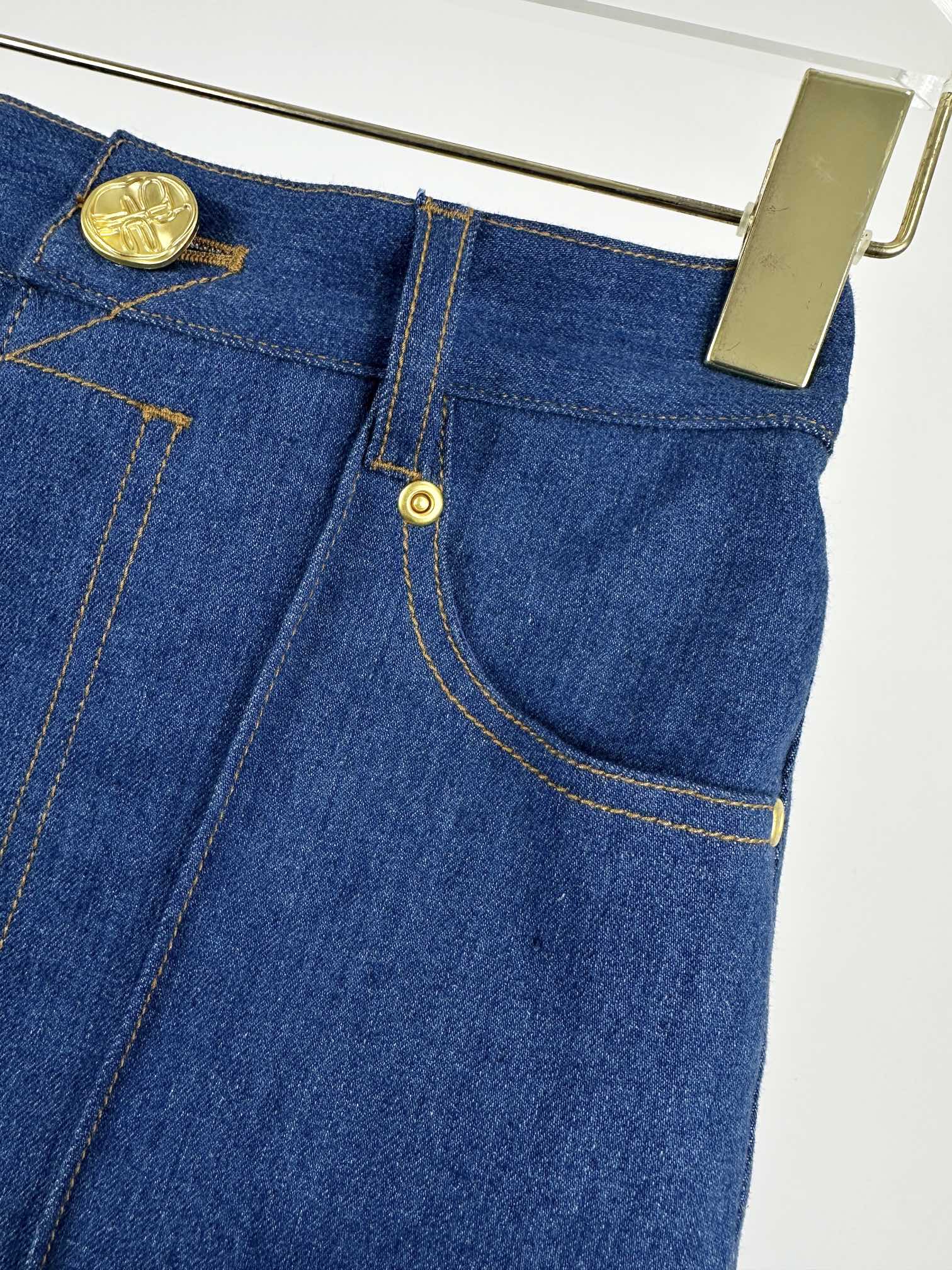 ZIMMERMANN Luminosity Collection: Hardcore Woman’s Fashion with Micro-Bulleted Jeans and Custom Details. - 图片 5