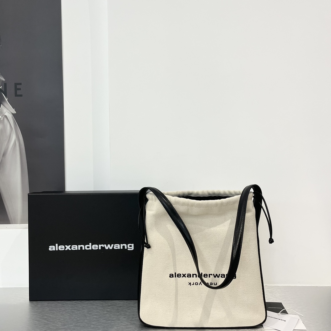 Stylish Canvas Alexander Wang Bucket Bag with Generous Capacity, Size 27, Original Packaging. - 图片 1