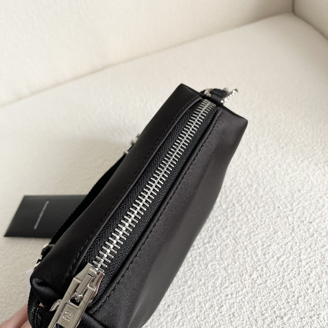 Alexander Wang King Handbag: New Face, Flashing Letters, Spacious Capacity, Original 17cm Size - 图片 6