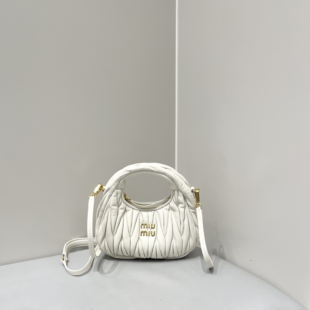 P610 MiuMi* wander hobo bolso arrugado, mismo estilo que Zhang Yuanying, usado por bloggers famosos, piel de cordero pe…
