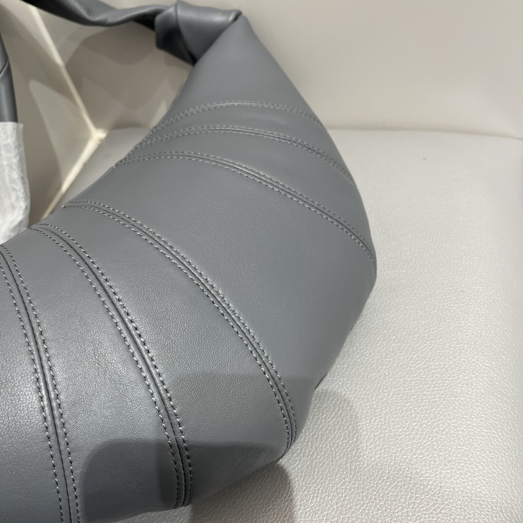 Original factory shipped Lemaire croissant gray