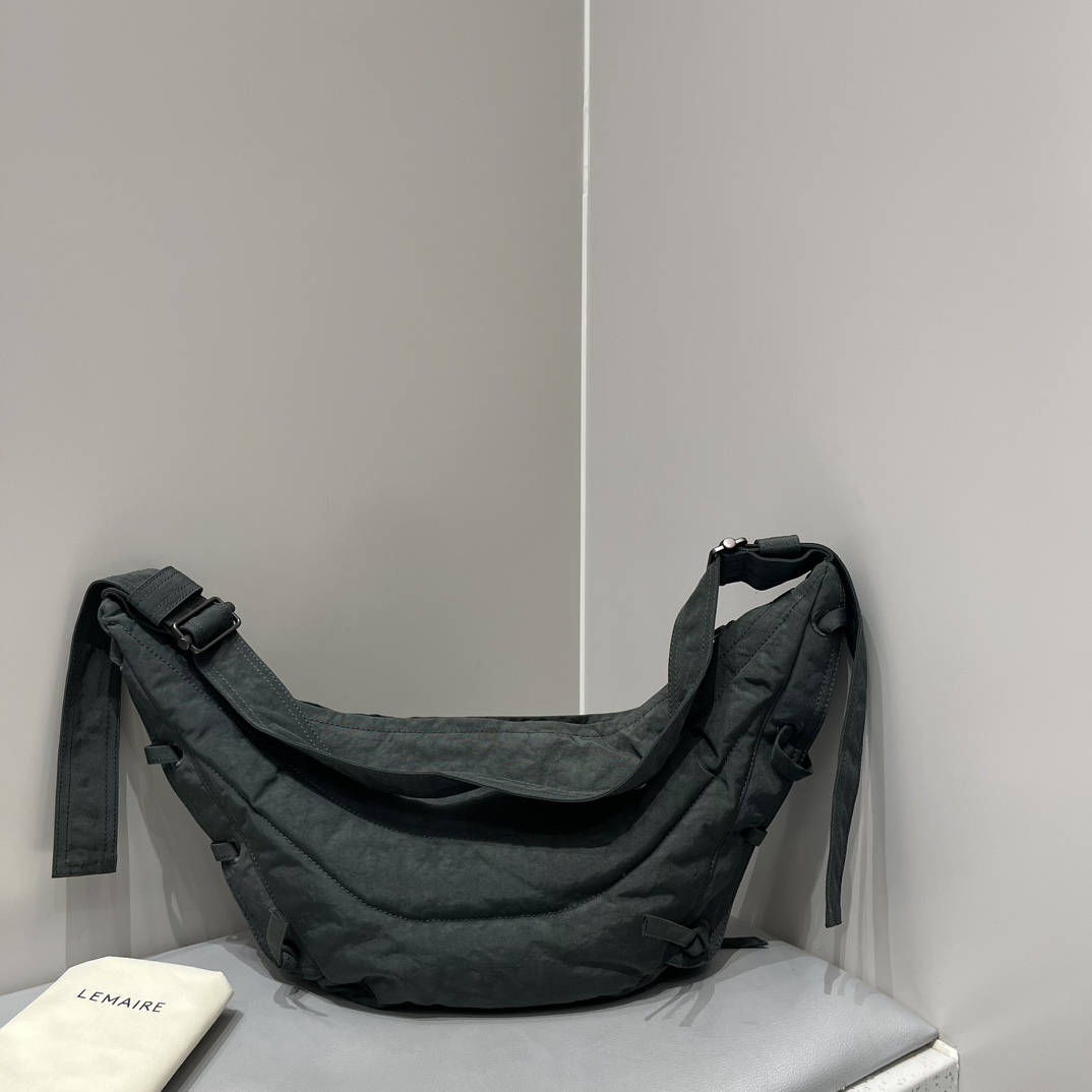 LEMAIRE small strap Soft Game Bag wandering bag