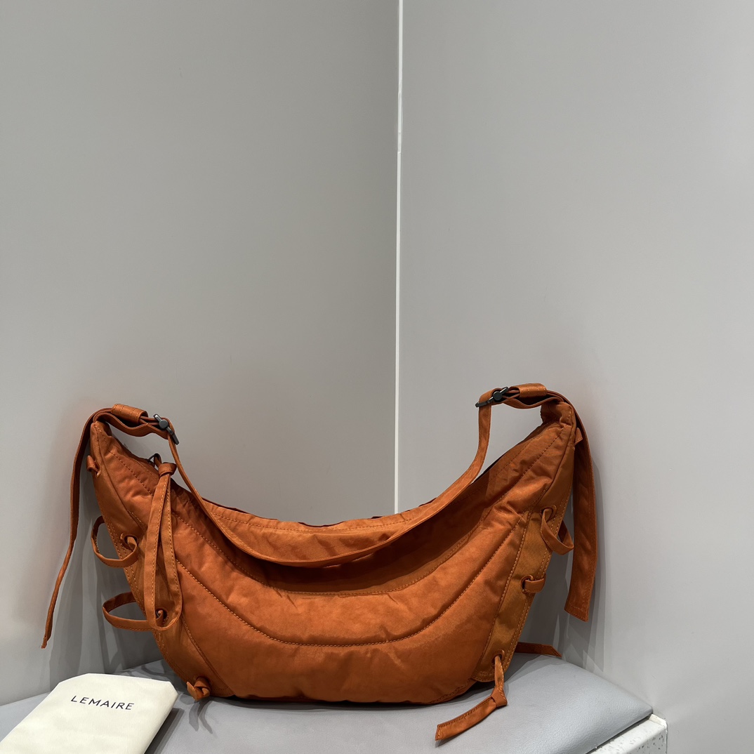 LEMAIRE small strap Soft Game Bag wandering bag