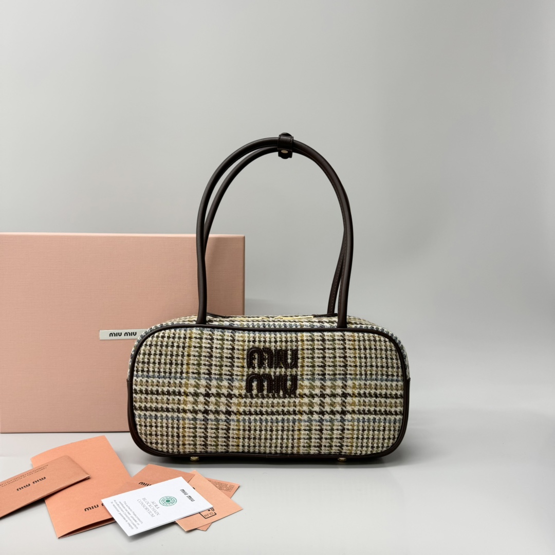 Miu Miu Luxury Bag OdgdYA