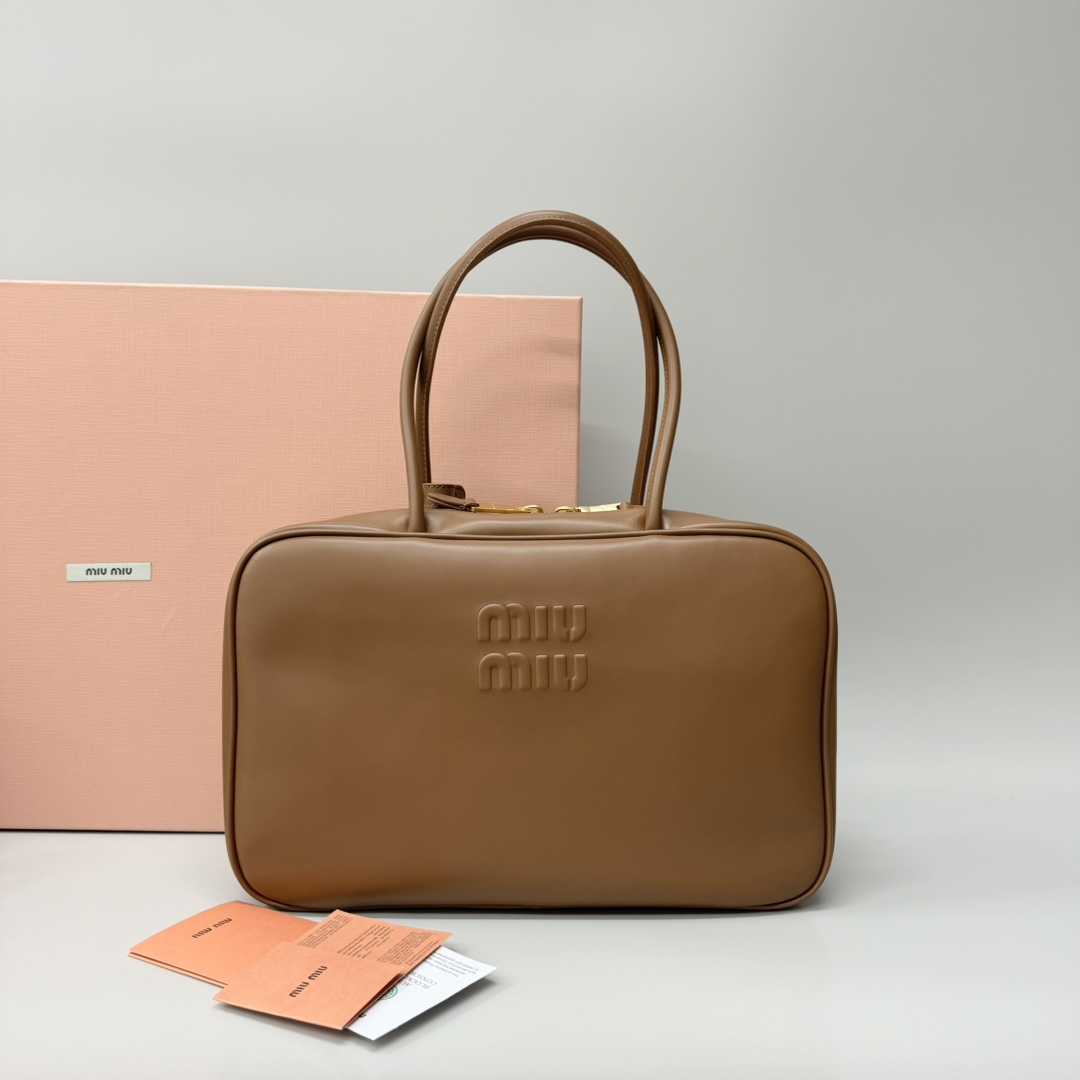 Miu Miu MIUMIU new product briefcase (long handle)