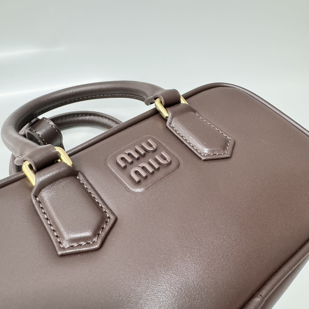 Miu Miu MiuMiu mini version horizontal retro small square bag