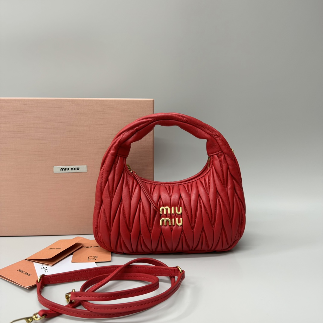Miu Miu Product _ddIqfcD2W16cQzE79Zn-t_xVkKsVGvCDzXWJrmQ