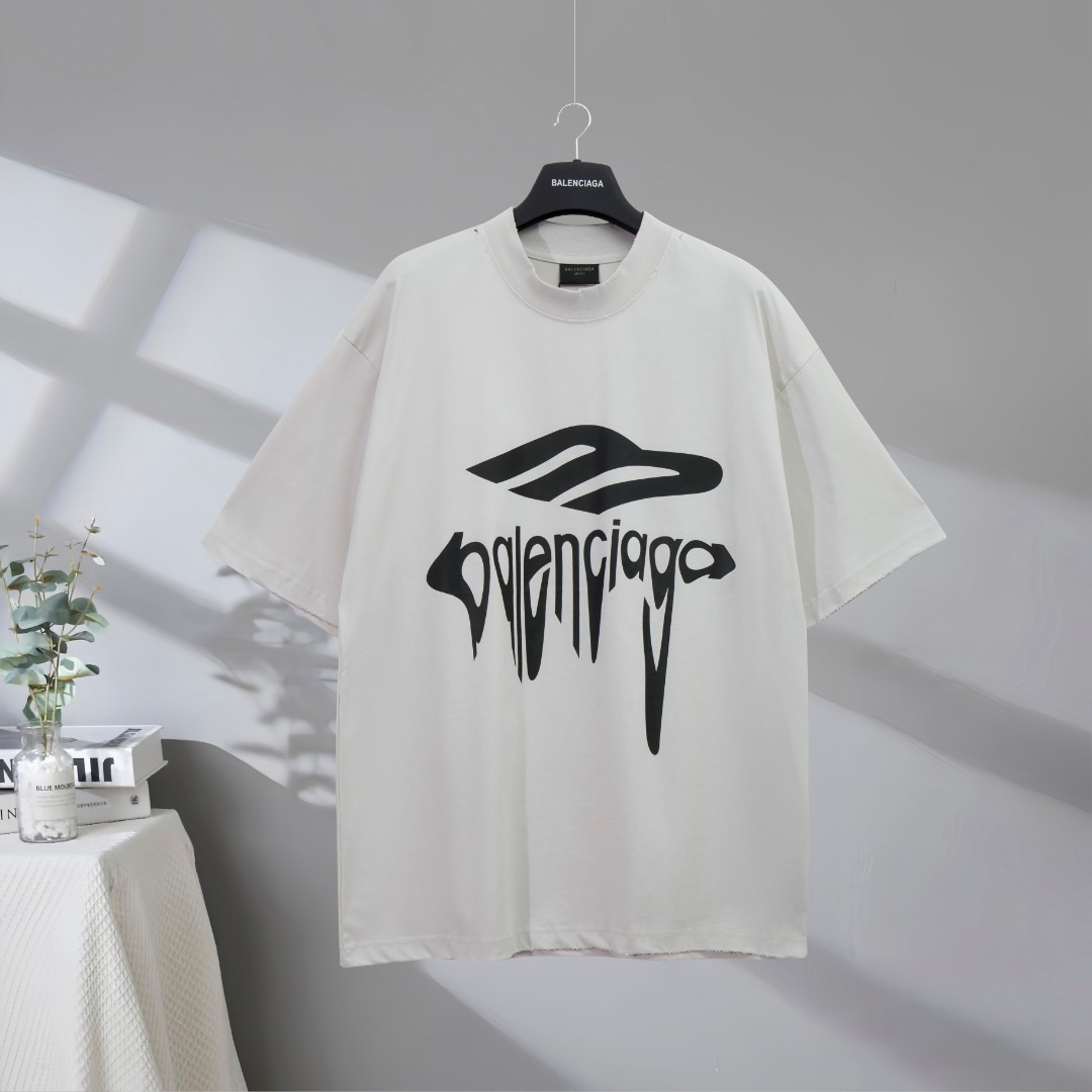 P80 Máxima calidad en el mercado BALENCIAGA/Balenciaga 2025SS Camiseta de manga corta desgastada y lavada con letras ar…