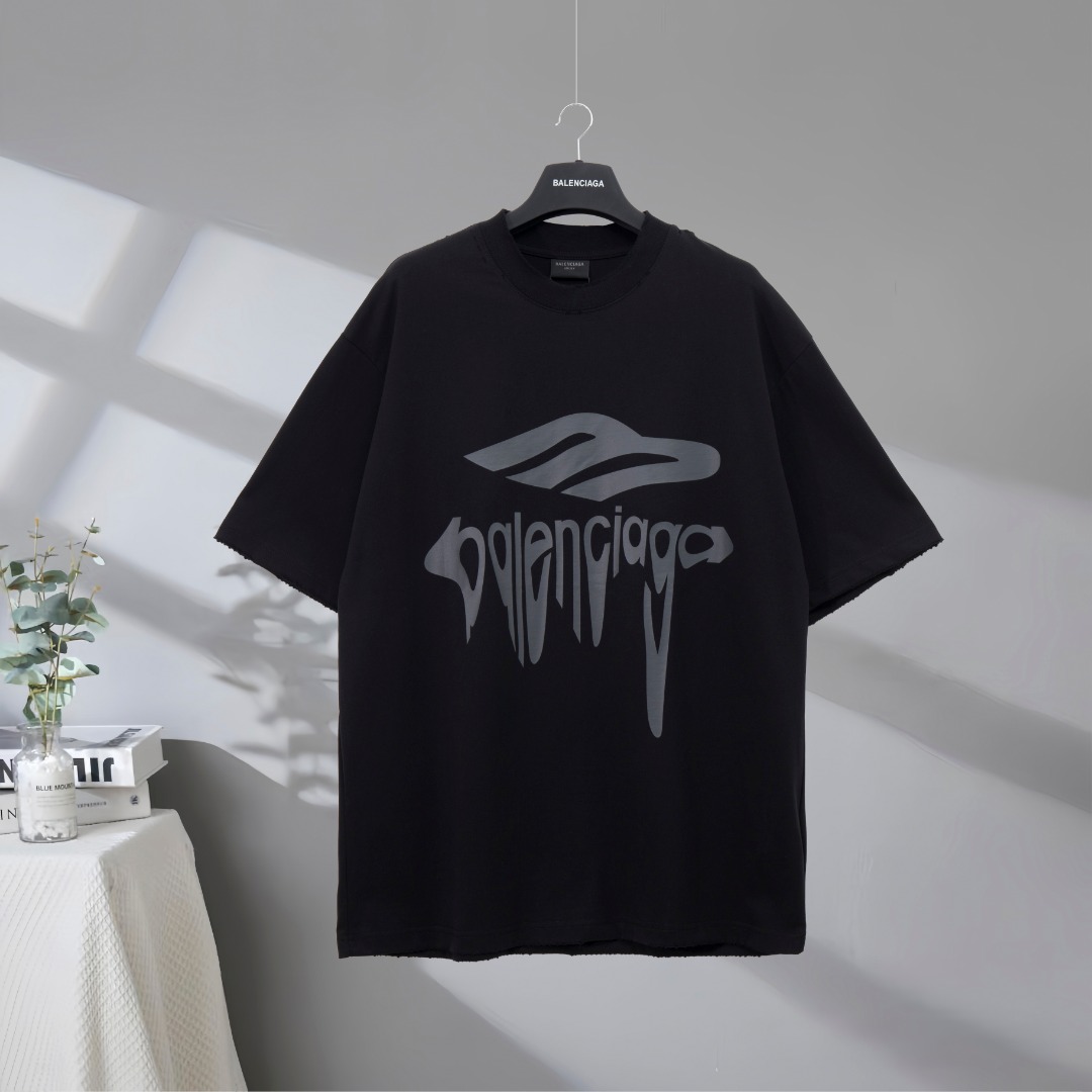 P80 Máxima calidad en el mercado BALENCIAGA/Balenciaga 2025SS Camiseta de manga corta desgastada y lavada con letras ar…