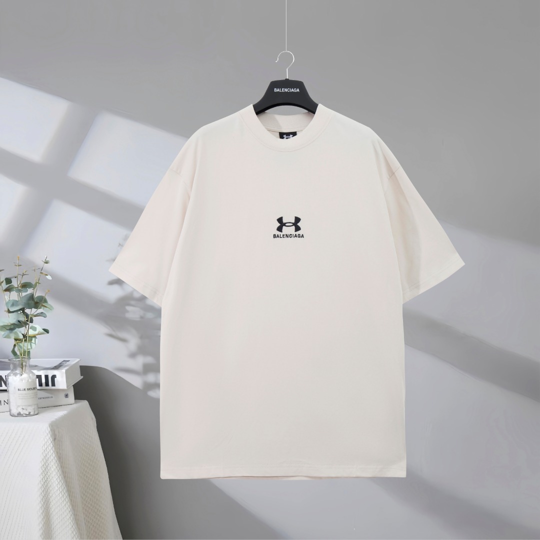 P75 Máxima calidad en el mercado BALENCIAGA/Balenciaga 2025SS Camiseta de manga corta bordada con logotipo conjunto del…