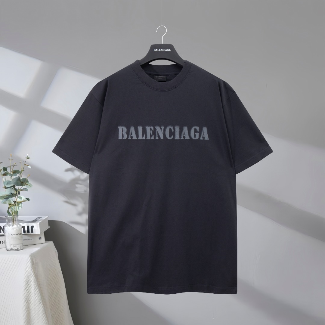 P77 Máxima calidad en el mercado BALENCIAGA/Balenciaga 2025SS Paris camiseta de manga corta desgastada con letras borro…