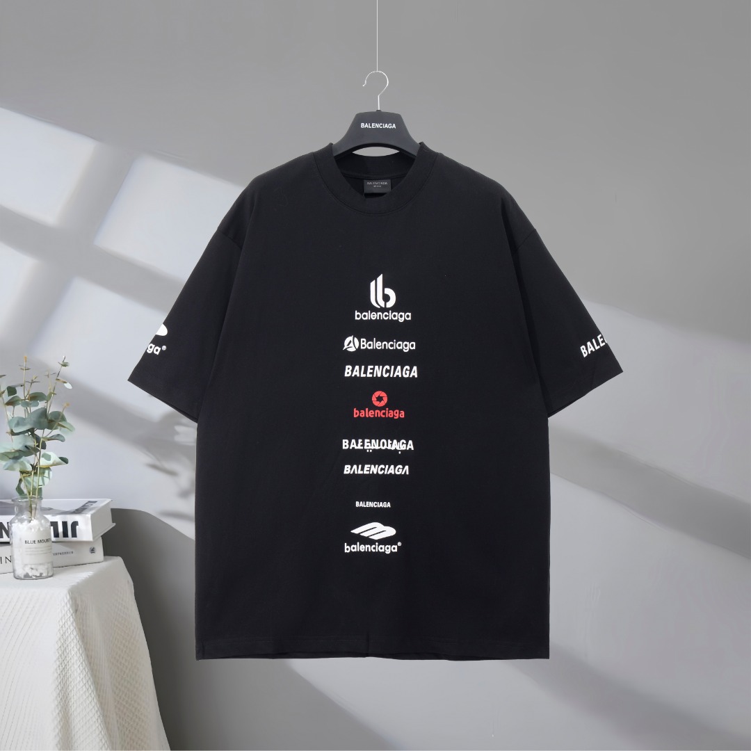 P80 Máxima calidad en el mercado BALENCIAGA/Balenciaga 2025SS Camiseta de manga corta con logo de letras de varios elem…