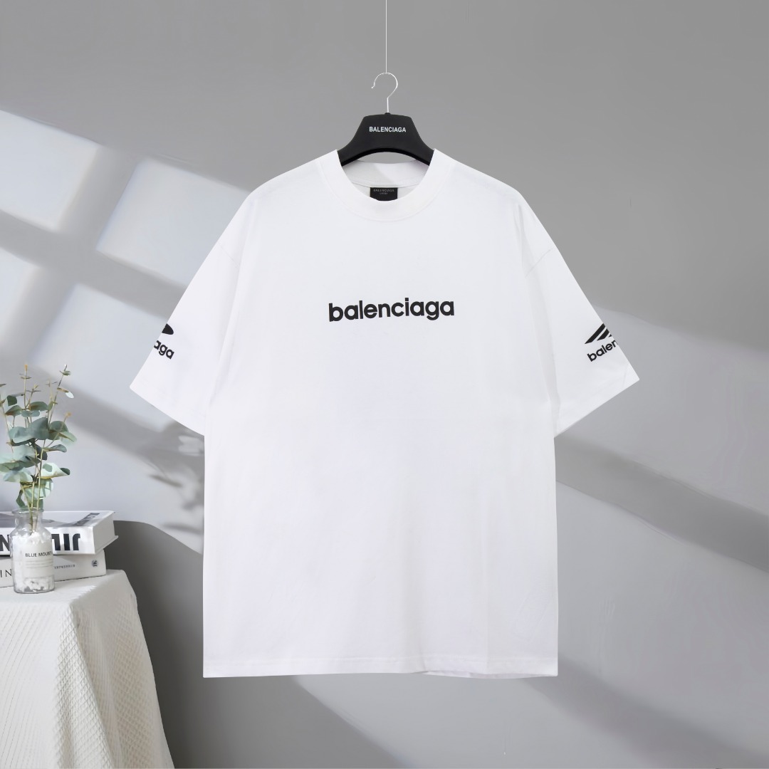 P80 Máxima calidad en el mercado BALENCIAGA/Balenciaga 2025SS Camiseta de manga corta estampada con serie de esquí gran…