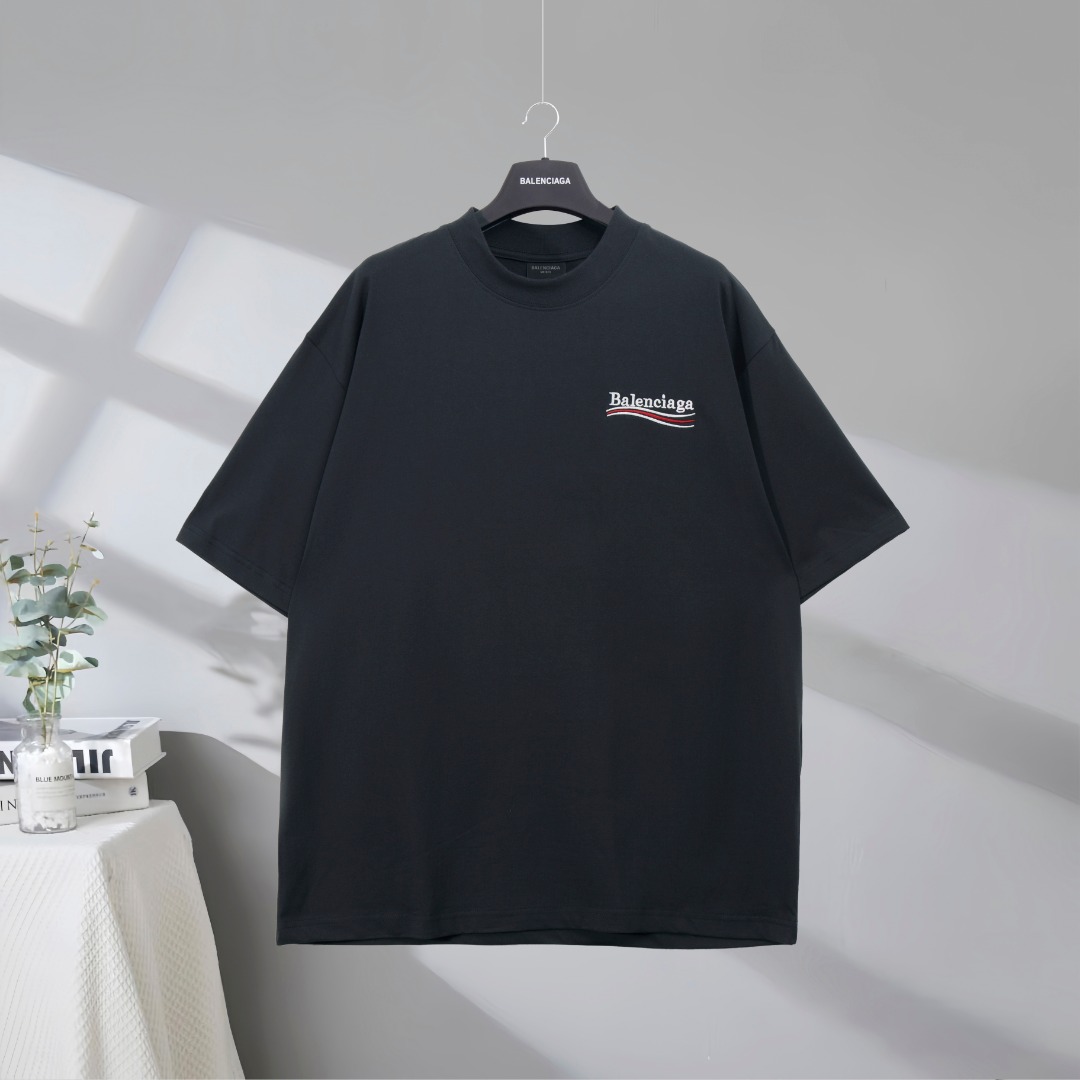 P70 La mejor calidad en el mercado BALENCIAGA/Balenciaga 2025SS Camiseta de manga corta bordada con el logo clásico de …