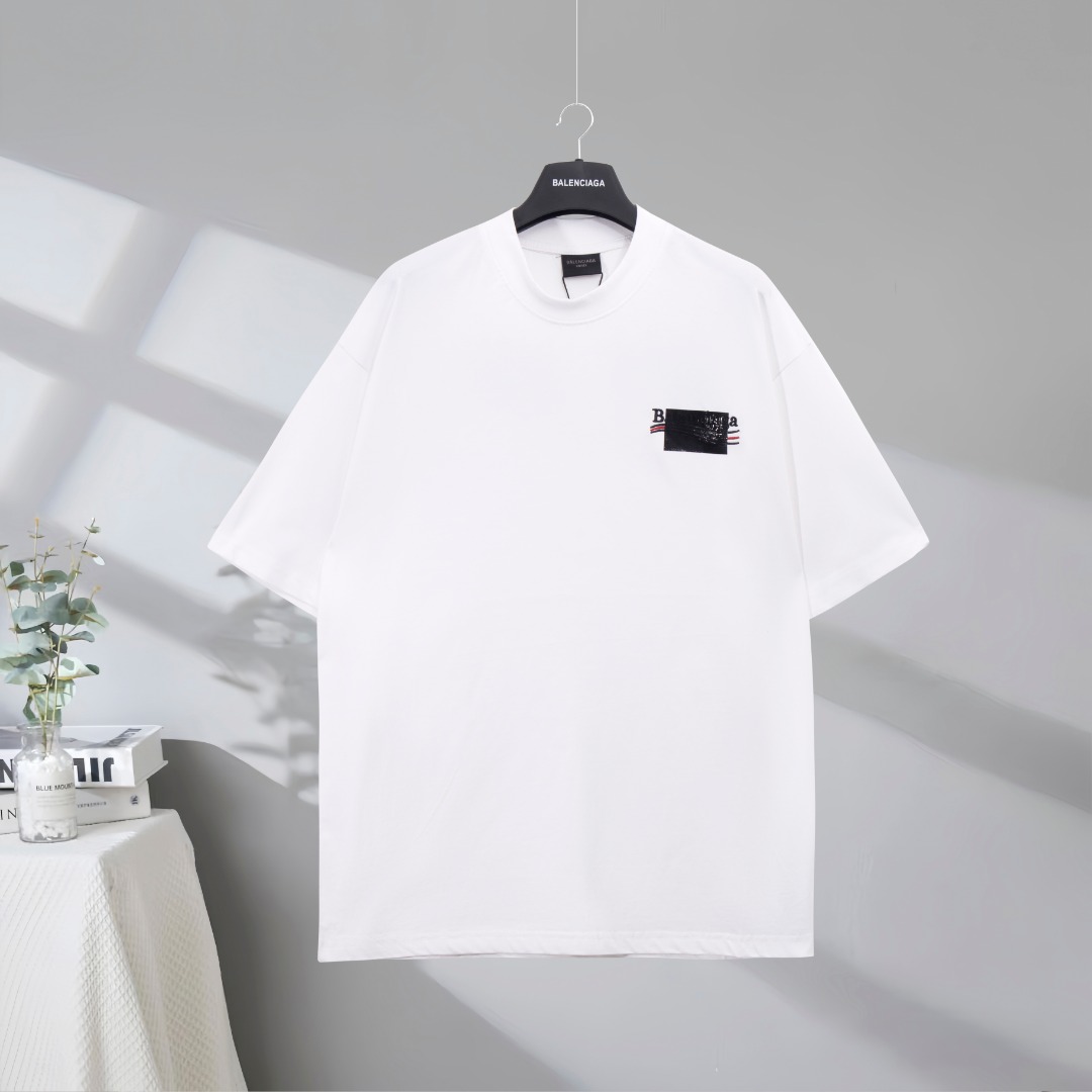 P75 Máxima calidad en el mercado BALENCIAGA/Balenciaga 2025SS Camiseta de manga corta bordada con logo de vinilo Classi…
