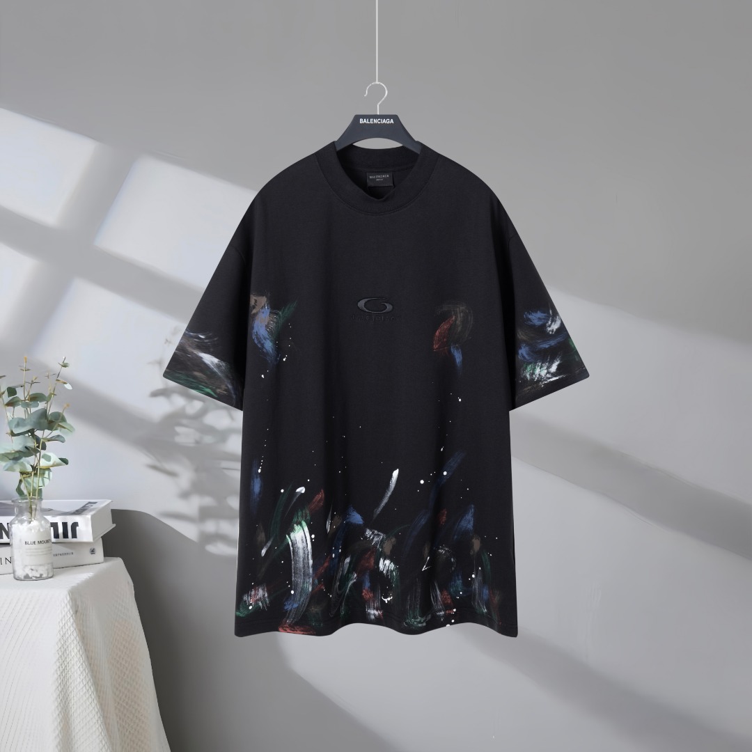 P90 Máxima calidad en el mercado BALENCIAGA/Balenciaga 2026SS camiseta circular de manga corta con bordado de graffiti …
