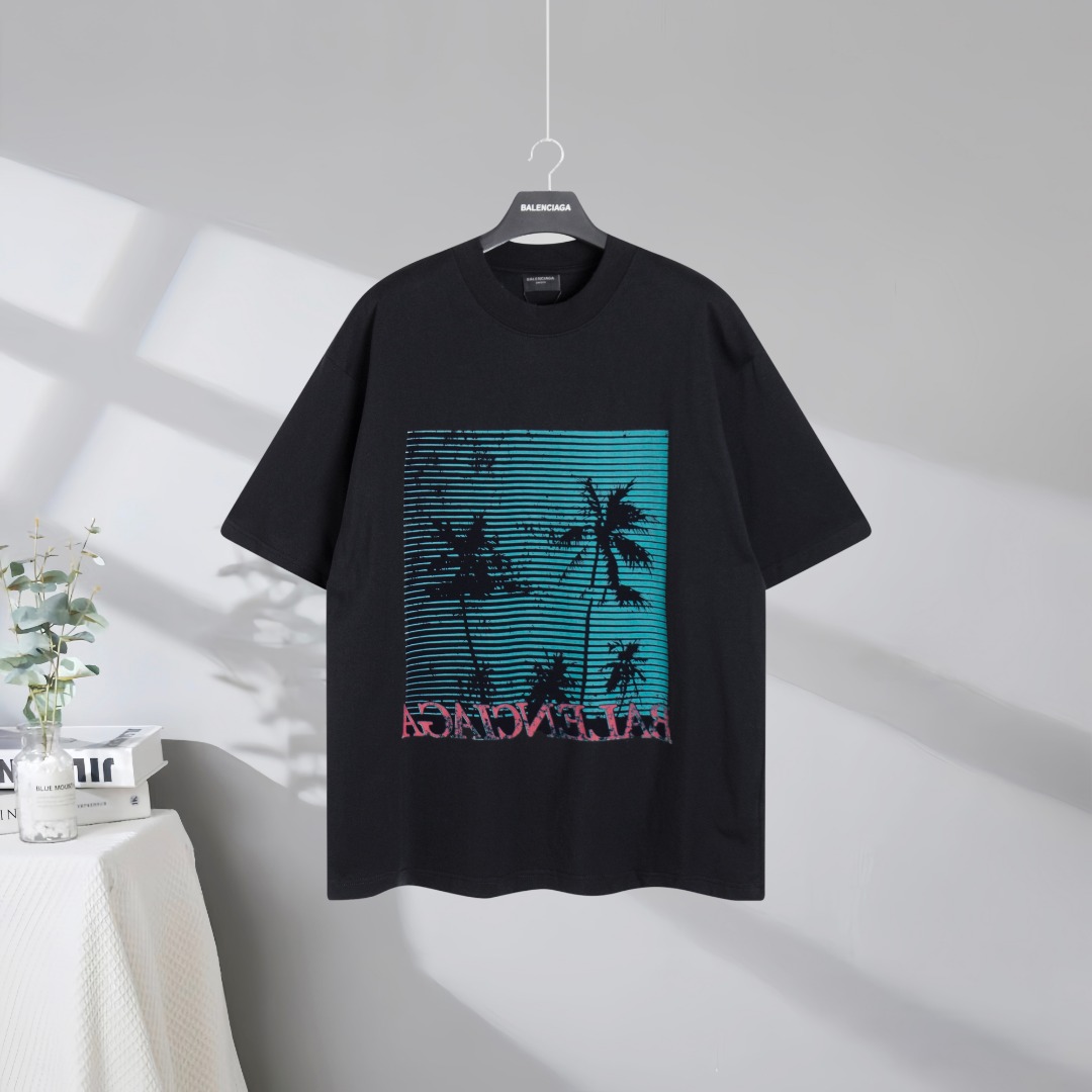 P85 Máxima calidad en el mercado BALENCIAGA/Balenciaga 2026SS Camiseta de manga corta con estampado de silueta de cocot…