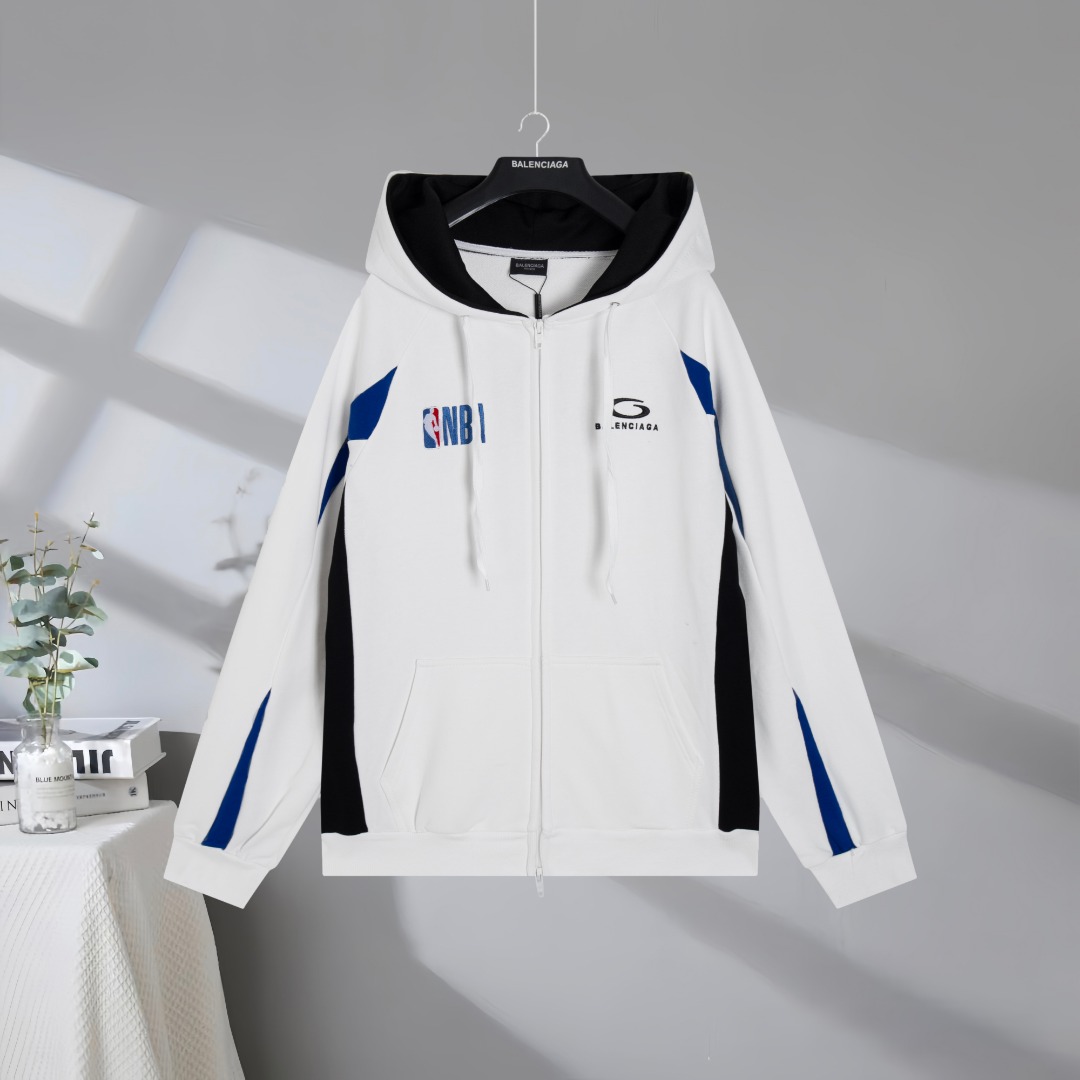 P175 Máxima calidad en el mercado BALENCIAGA/Balenciaga 2026SS NBA perfil de serie conjunta sudadera bordada con cremal…