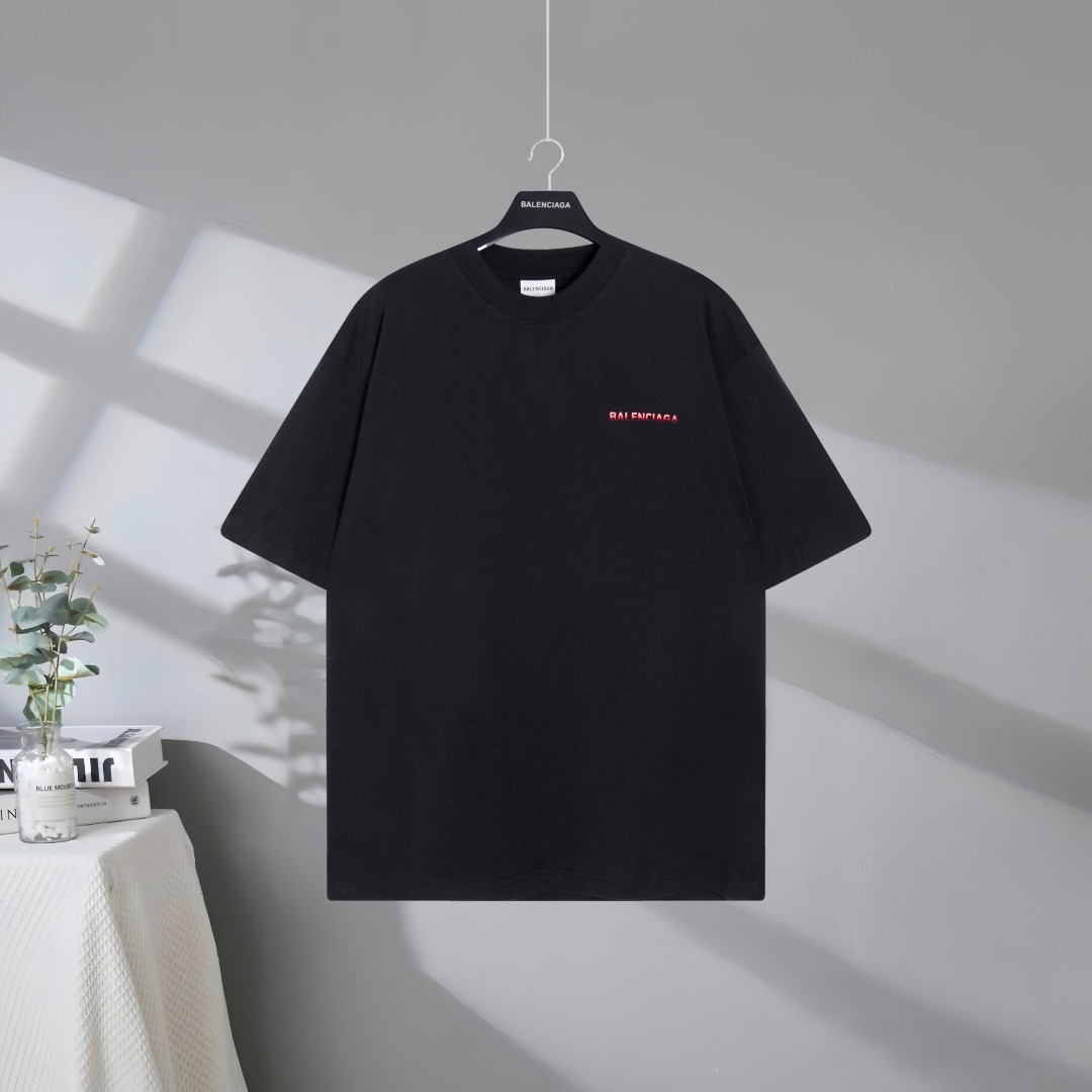 P73 Máxima calidad en el mercado BALENCIAGA/Balenciaga 2026SS Camiseta de manga corta con estampado de letras clásicas …