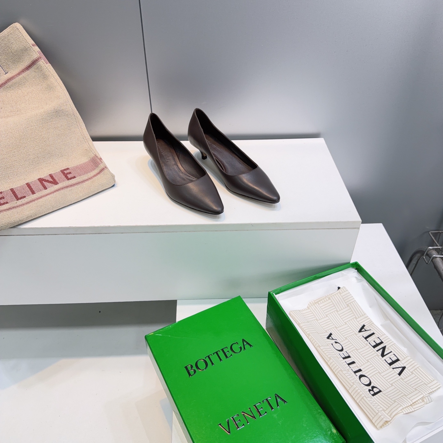 BV Kitten Heel Pumps