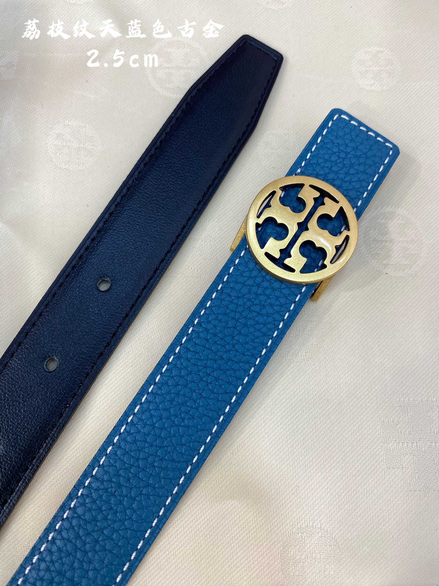 Toryburch托里伯奇精品双面头层牛皮搭配精品挂扣皮带宽度2.5cm双面可用