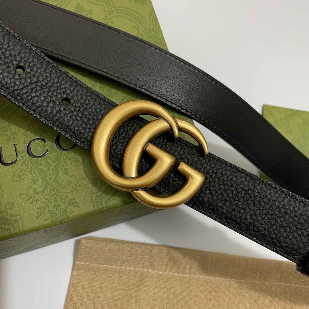 Gucci经典款双色Togo荔枝纹内衬头层小牛皮黑底宽3.0cm复古圆GG扣