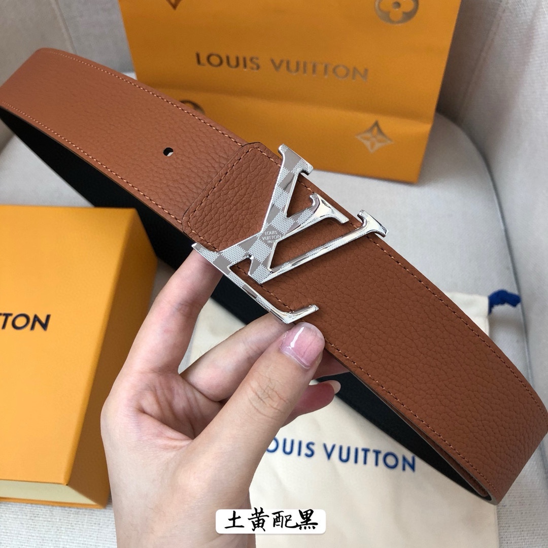 路易威登LOUISVUITTON正版开模此款腰带双面采用意大利原厂定制进口牛皮带身精密电镀标志性五金宽度