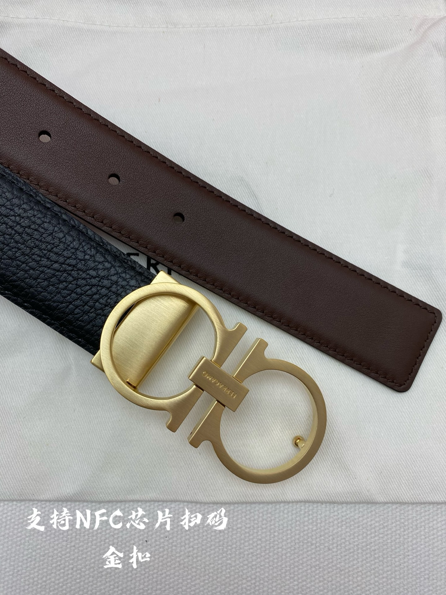 Ferragamo 代购级 菲拉格慕 ，双面进口牛皮 真材实料 很有质感 不失风范 可自行裁剪
