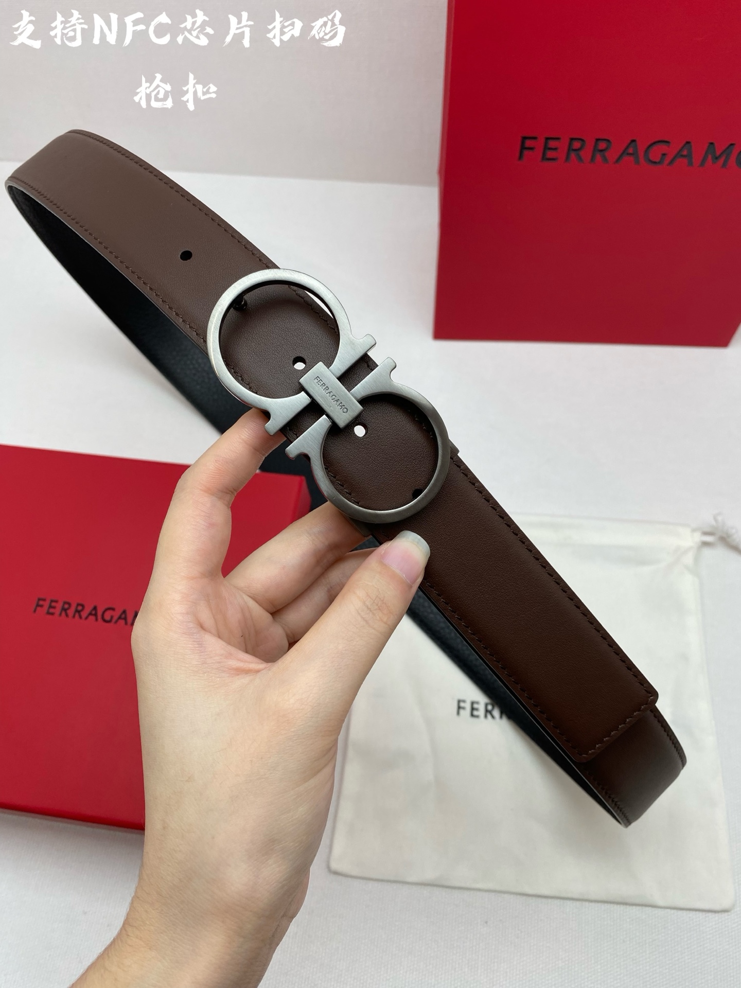 Ferragamo 代购级 菲拉格慕 ，双面进口牛皮 真材实料 很有质感 不失风范 可自行裁剪