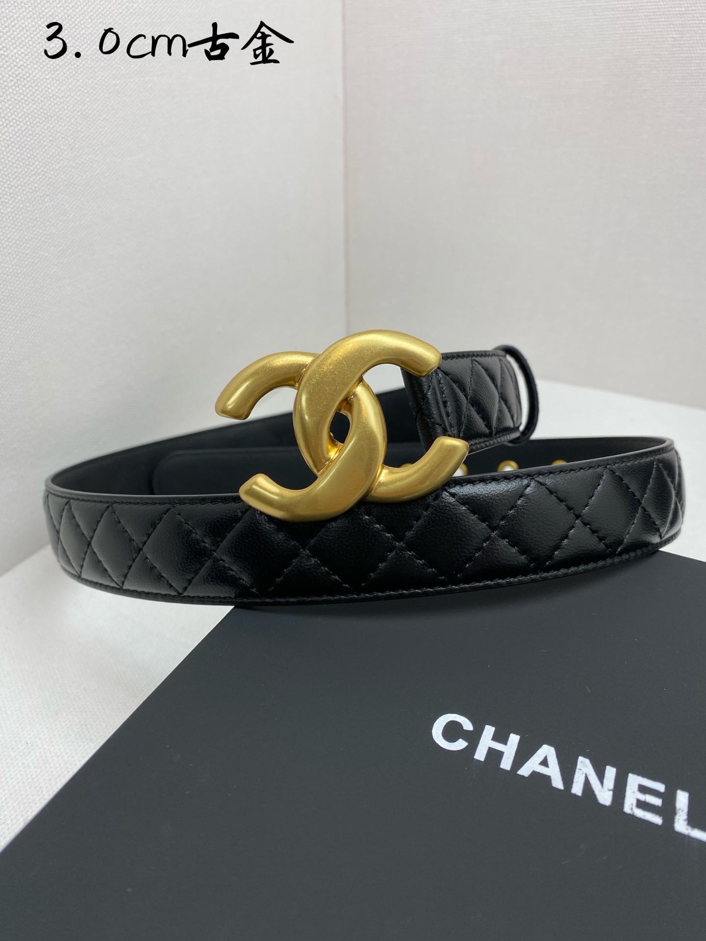 NO:725592,Chanel logo leather strap color cc buckle brass gold metal 3.0cm boutique sheepskin belt soft and excellent feel elegant, belt, chanel, sheepskin19860909Chanel logo 皮条配色 cc扣 黄铜金色金属 3.0cm精品 羊皮腰带 手感柔软极佳 典雅,皮带,chanel,sheepskin,Belt
