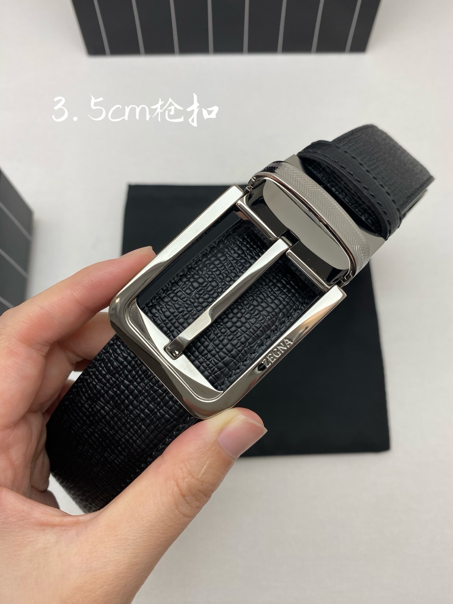 杰尼亚男士腰带- 宽度35MM 316精品扣 精工打造 进口小牛皮 独特设计工艺 手感柔软 可以裁剪