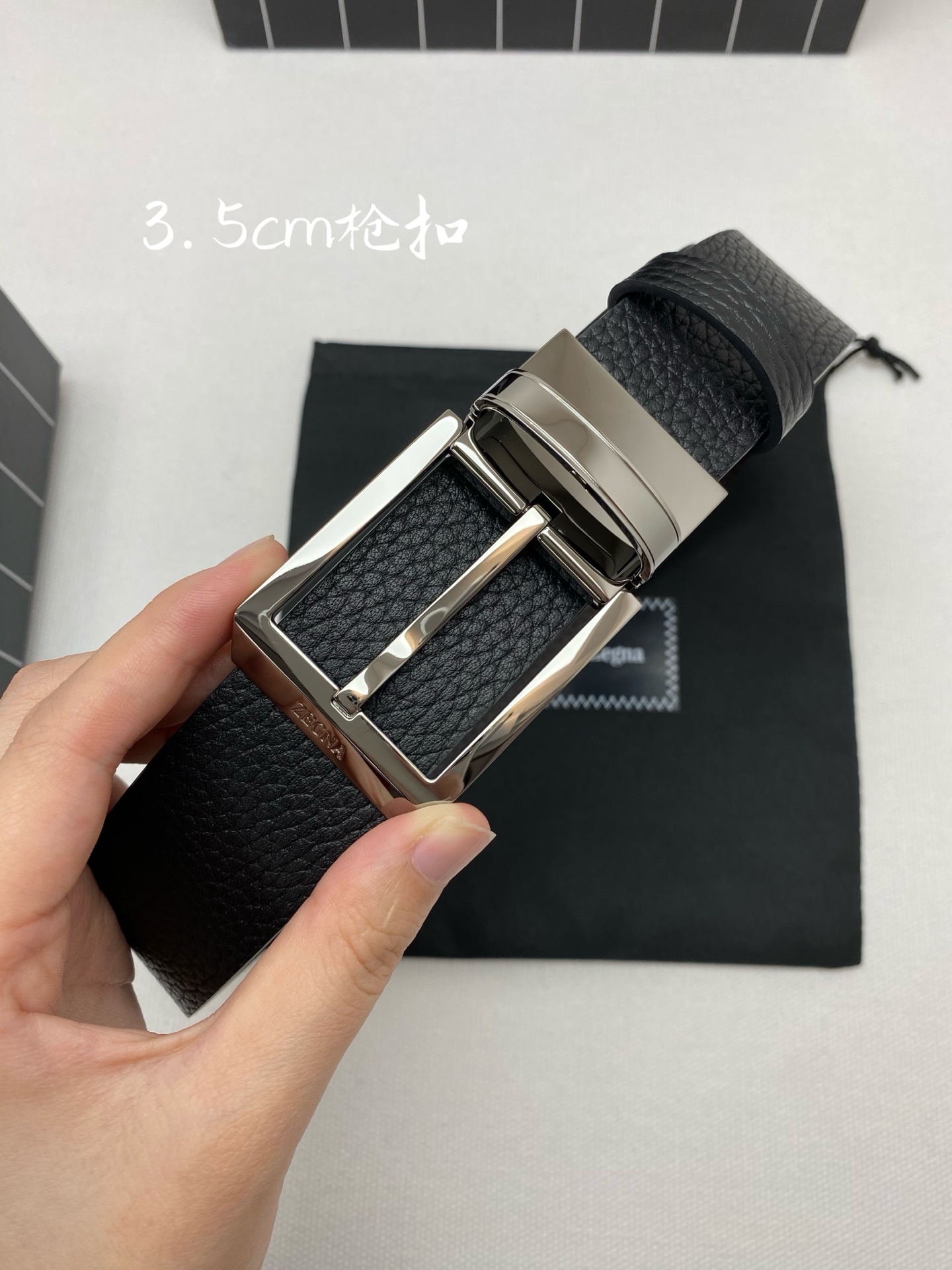 杰尼亚男士腰带- 宽度35MM 316精品扣 精工打造 进口小牛皮 独特设计工艺 手感柔软 可以裁剪