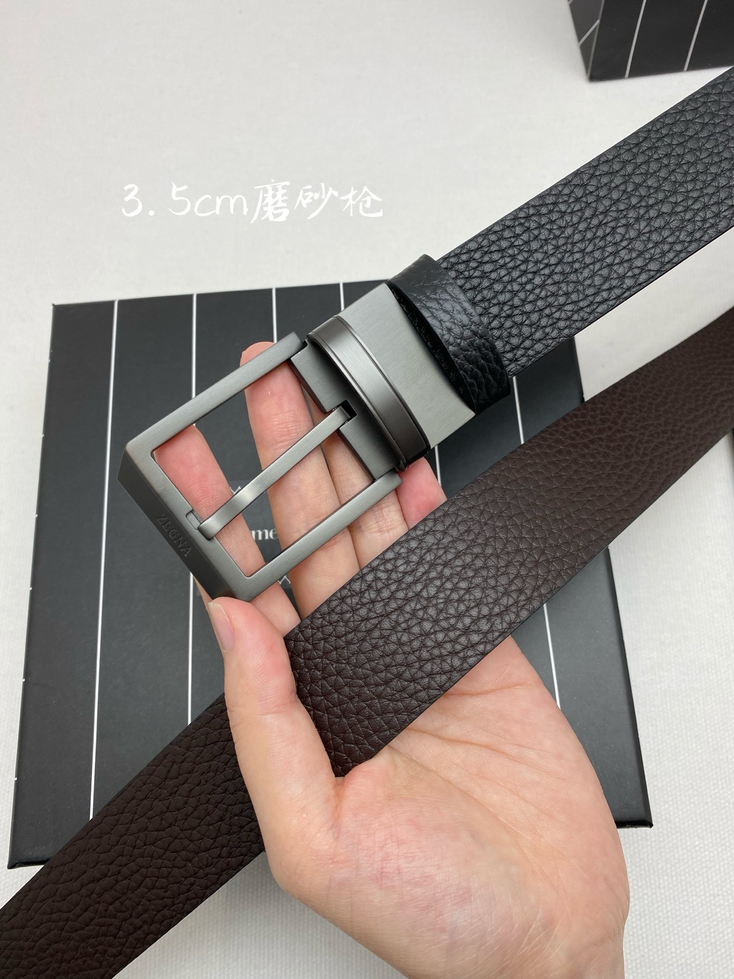 杰尼亚男士腰带- 宽度35MM 316精品扣 精工打造 进口小牛皮 独特设计工艺 手感柔软 可以裁剪
