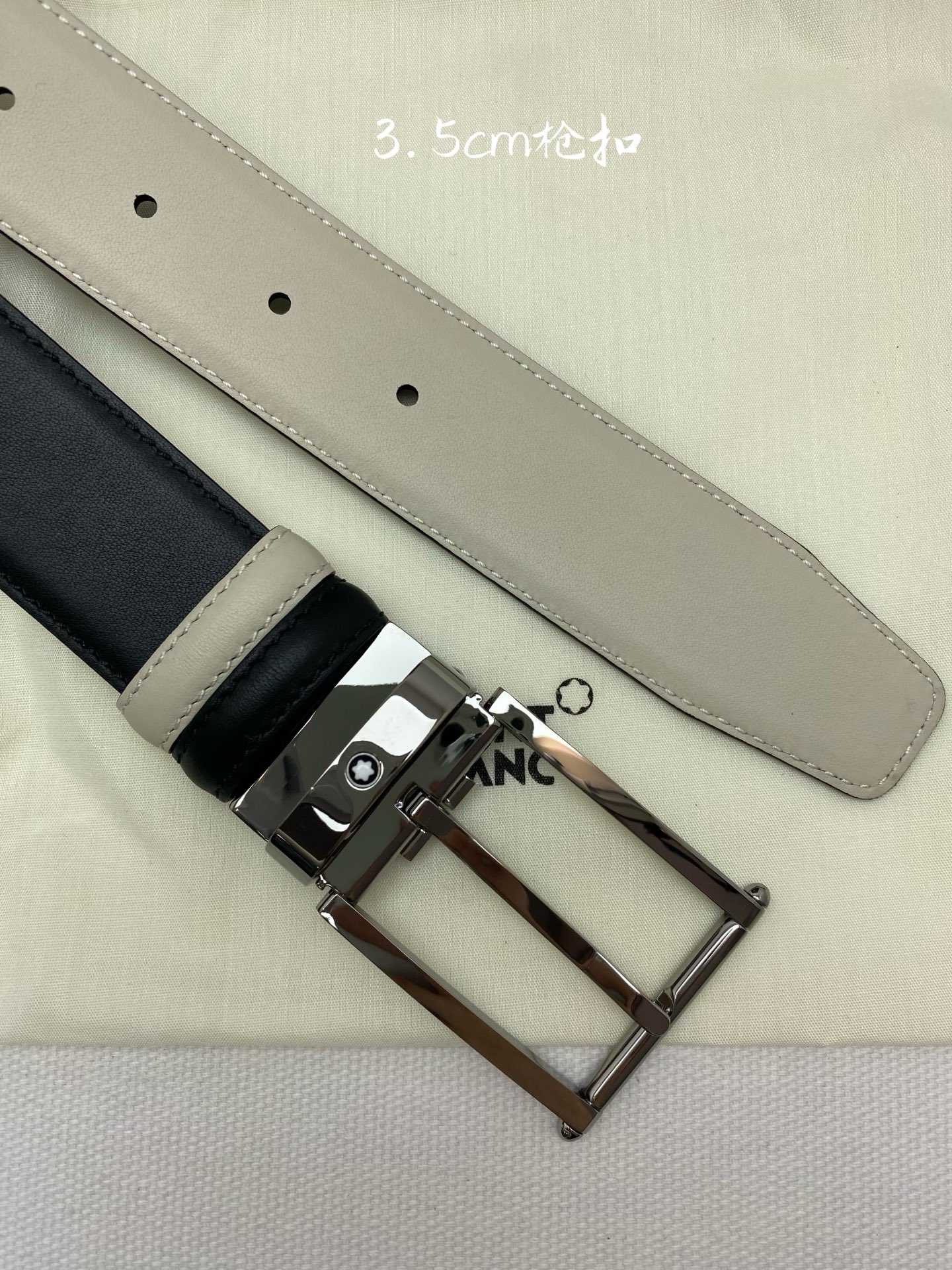 Montblanc万宝龙 宽3.5cm 采用头层牛皮 精品针式扣头 自由裁剪商务休闲皮带