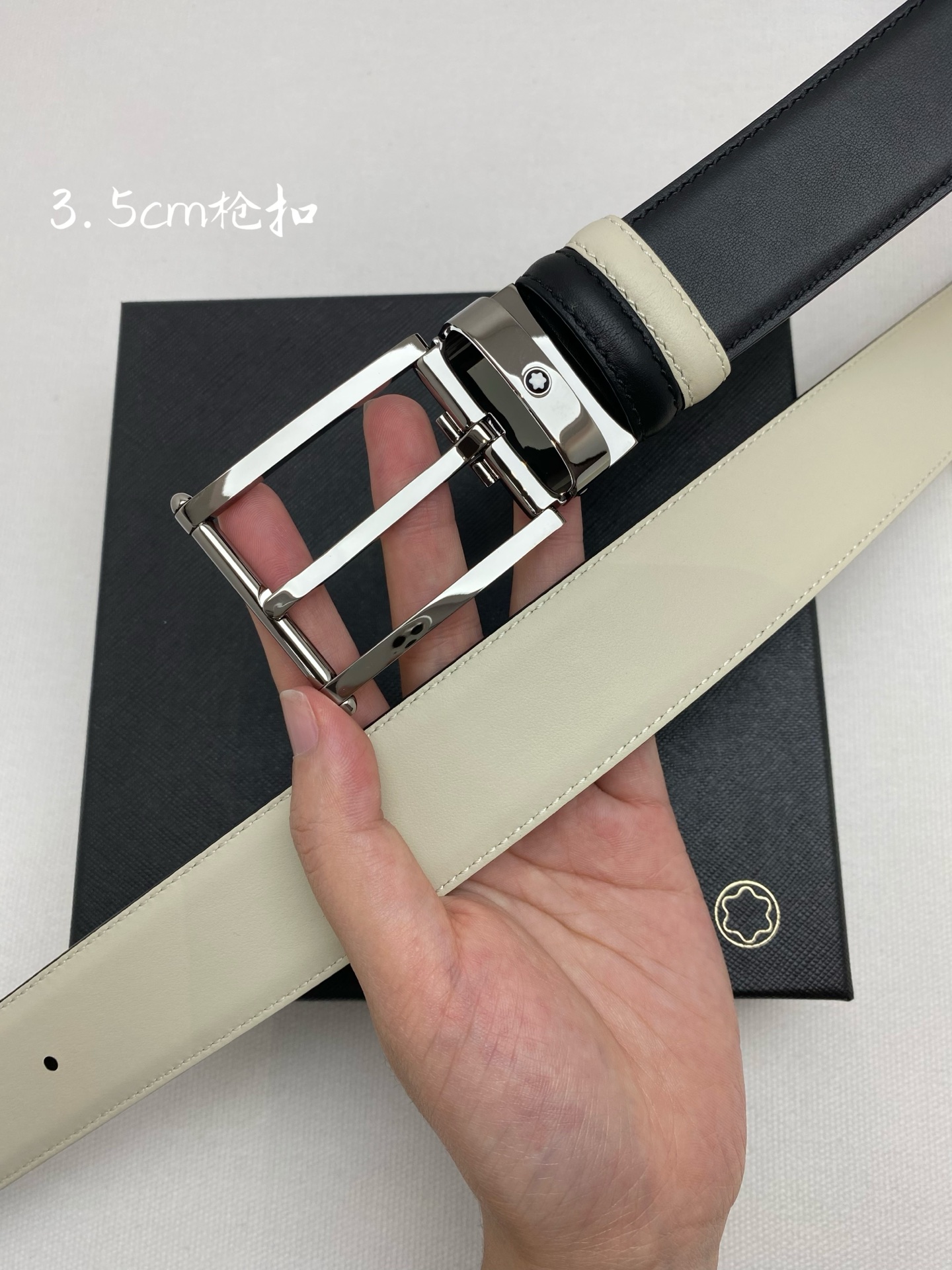 Montblanc万宝龙 宽3.5cm 采用头层牛皮 精品针式扣头 自由裁剪商务休闲皮带