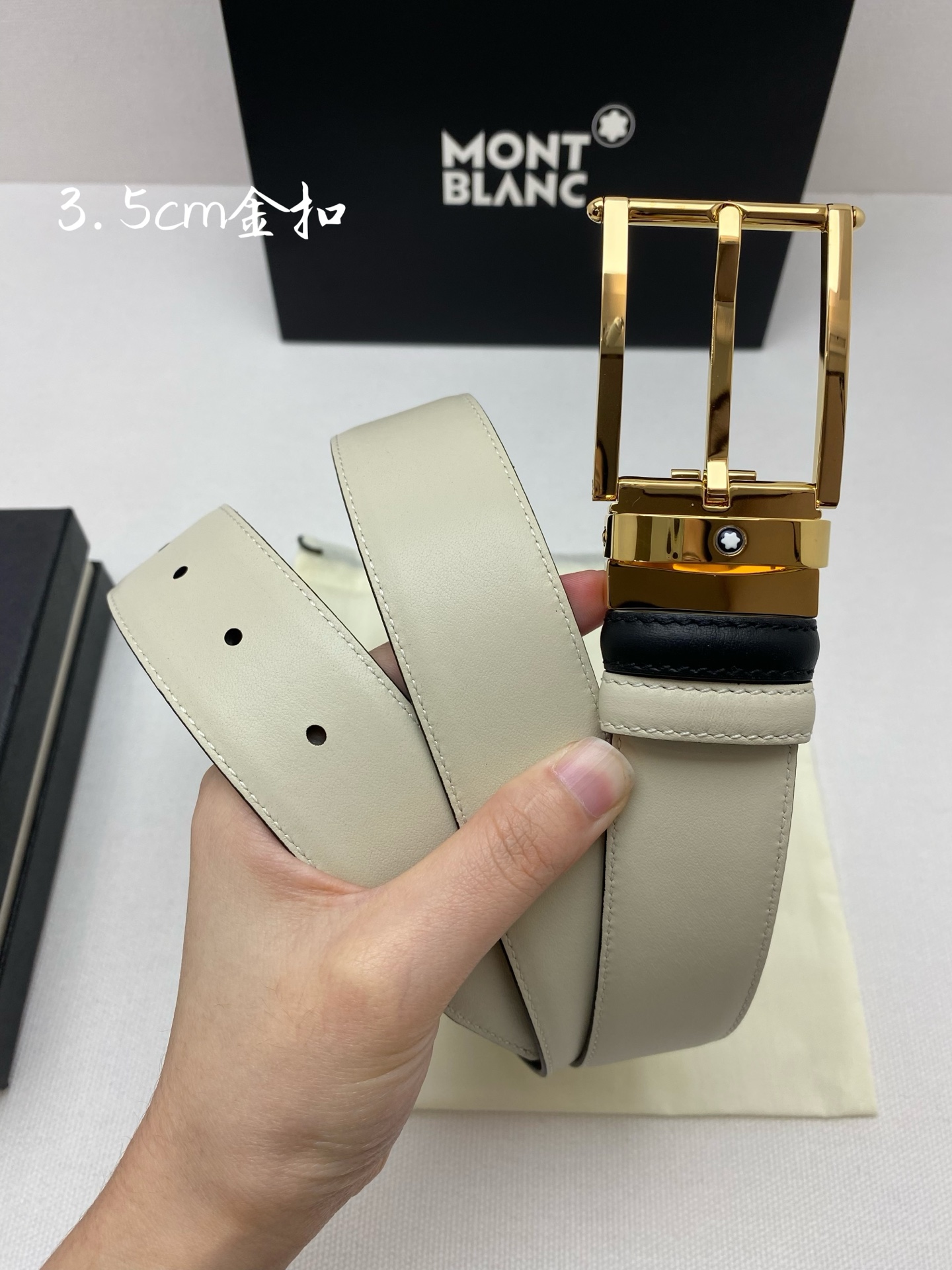 Montblanc万宝龙 宽3.5cm 采用头层牛皮 精品针式扣头 自由裁剪商务休闲皮带
