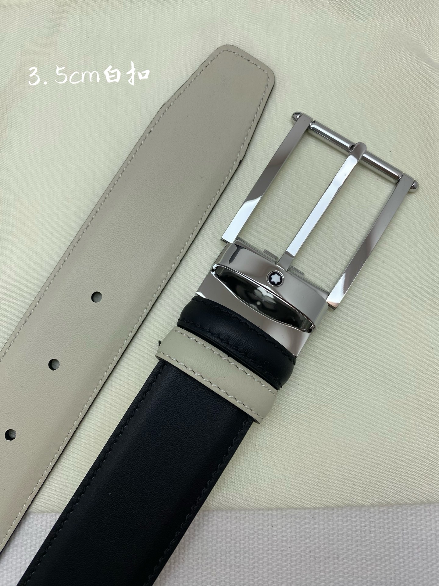 Montblanc万宝龙 宽3.5cm 采用头层牛皮 精品针式扣头 自由裁剪商务休闲皮带